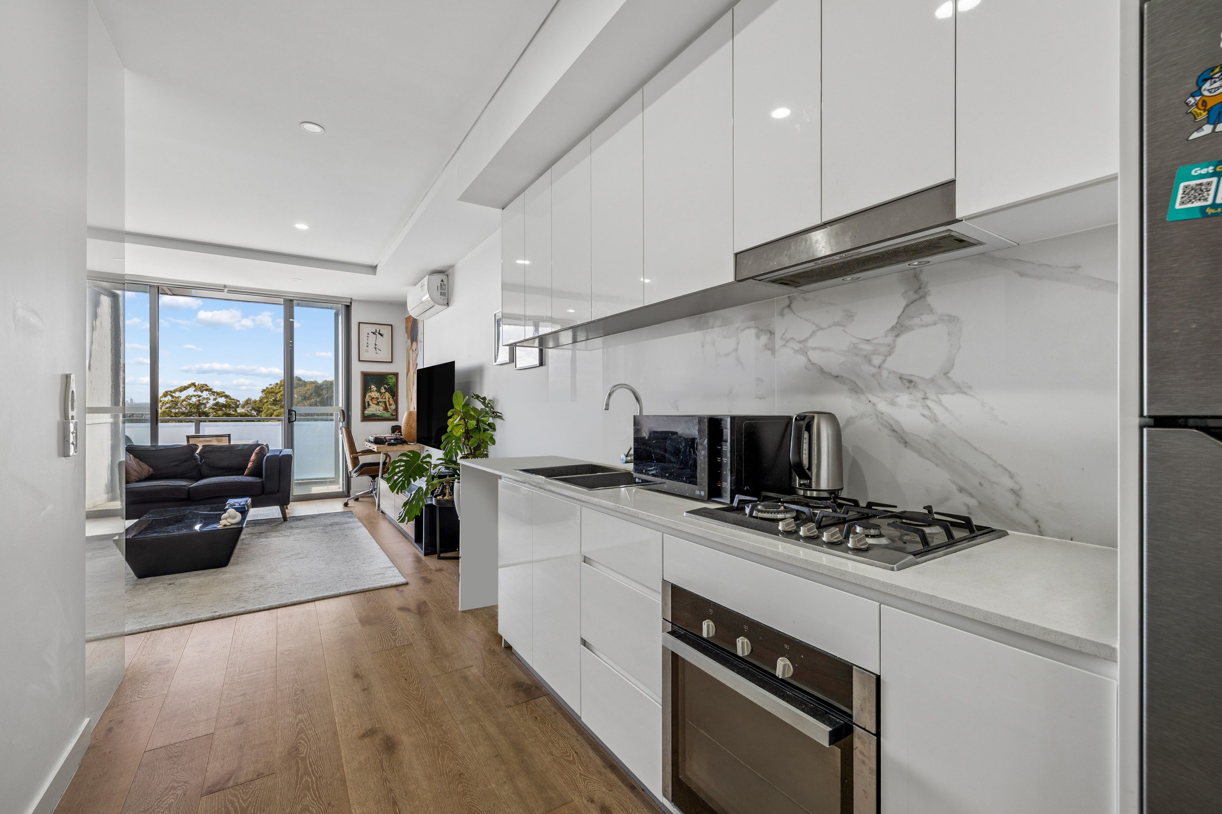501/250 Liverpool Road — photo 4 of 15
