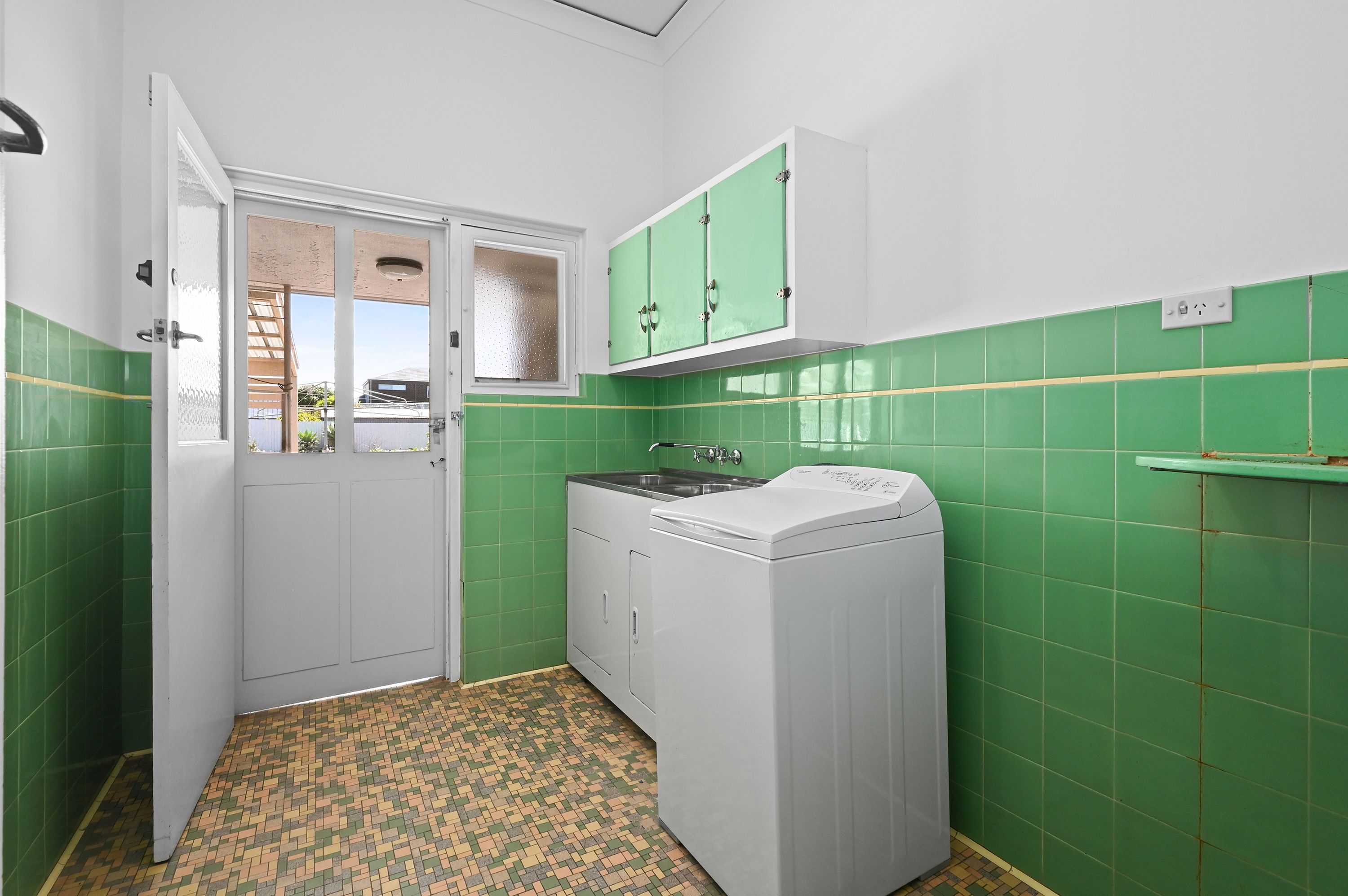 61 Hart Street — photo 15 of 26