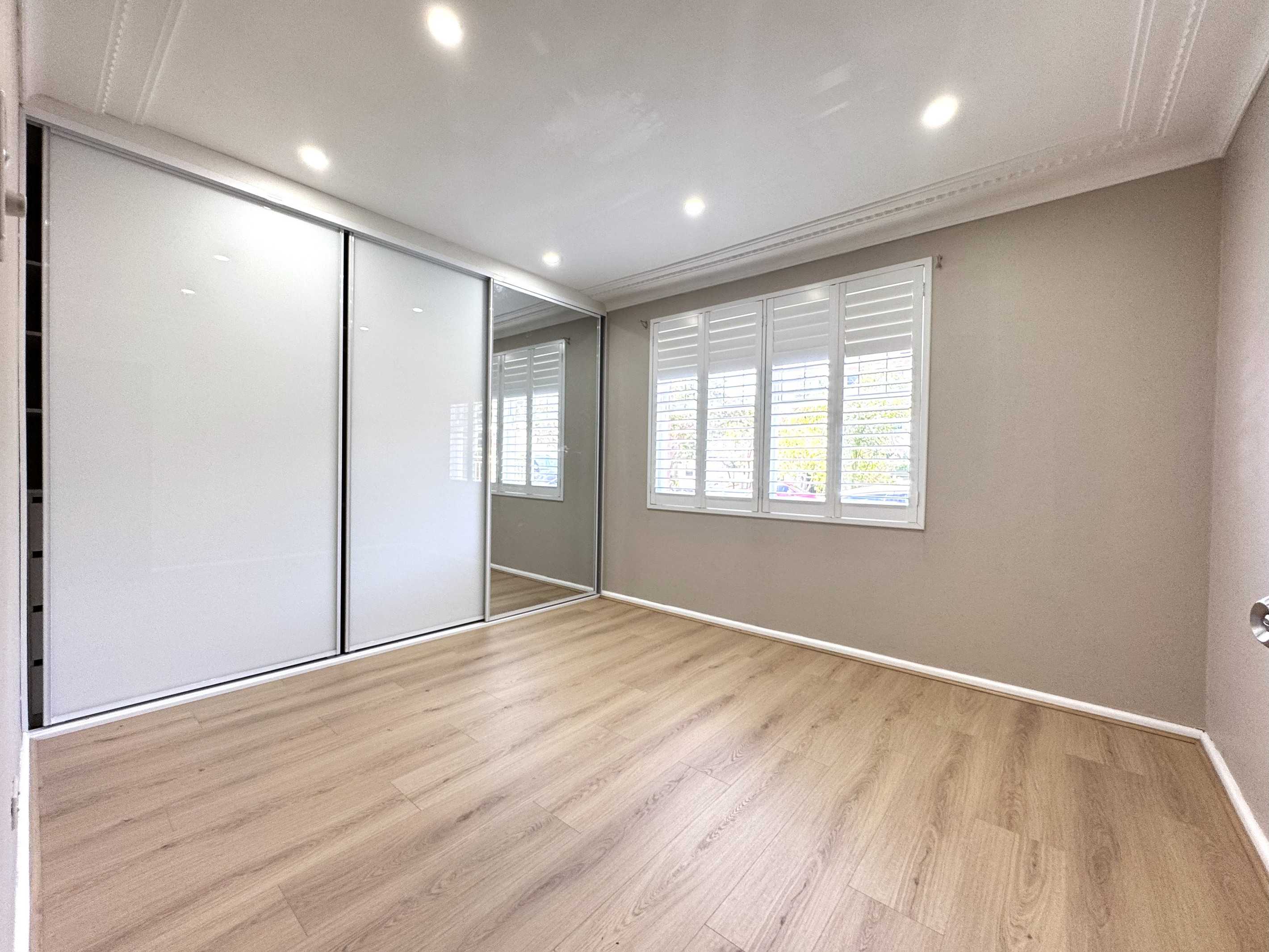 5 Morotai Avenue, Riverwood, NSW 2210