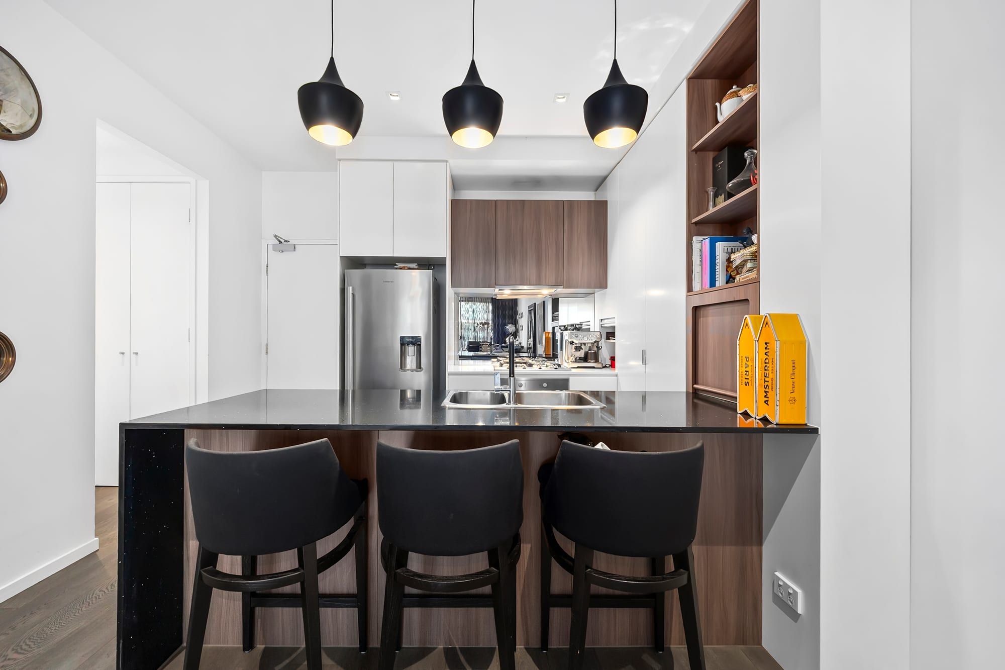 810/38 Helen Street — photo 6 of 25