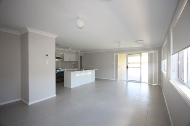 23 Reynolds Street, Spring Farm, NSW 2570