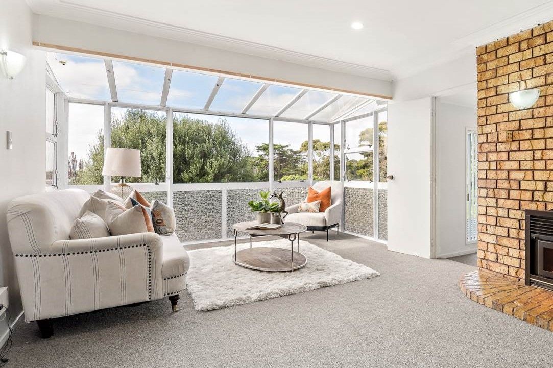 38 Edgeworth Road, Glenfield, North Shore City