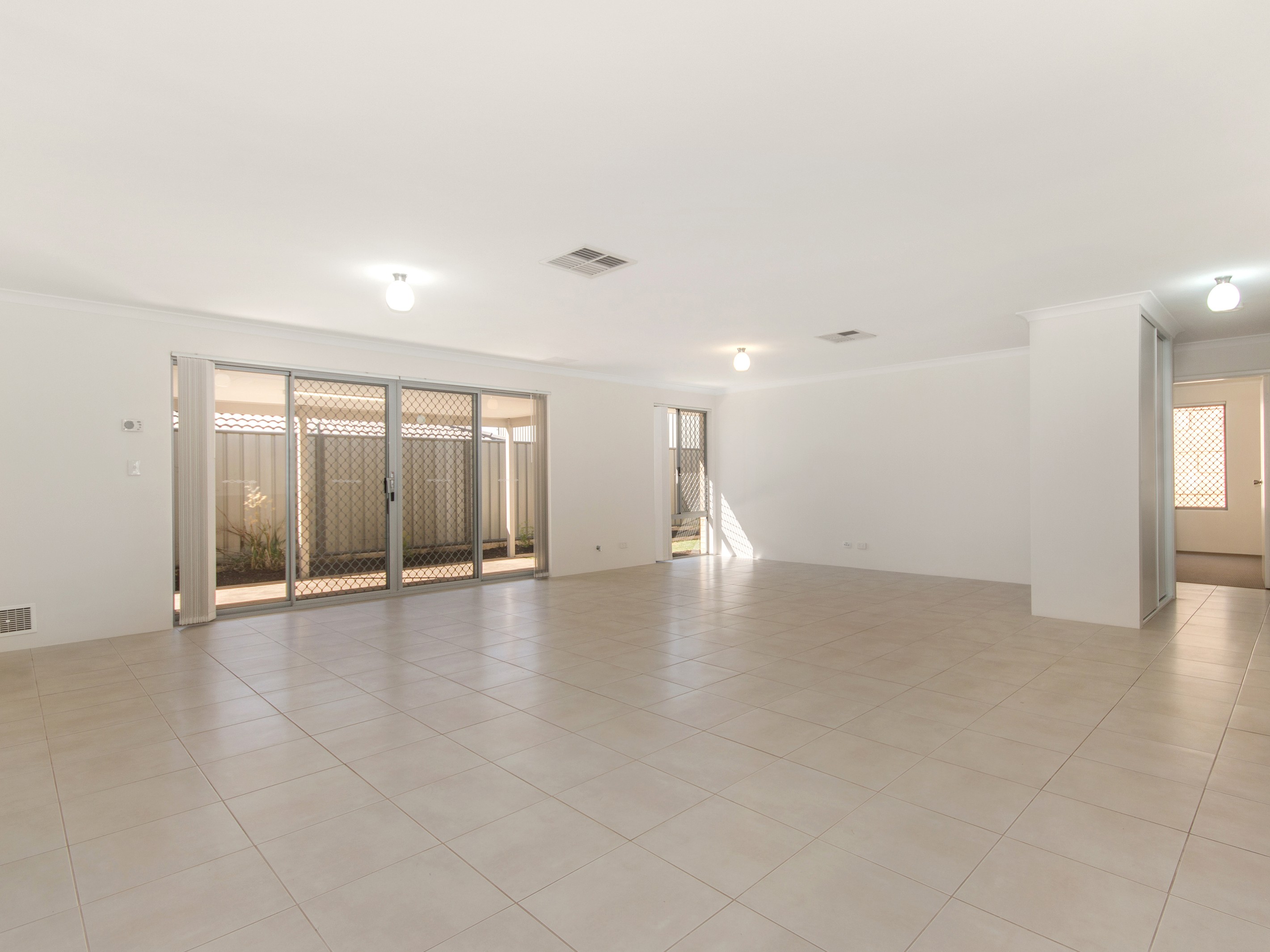 20 Jitarning Brace, Baldivis, WA 6171