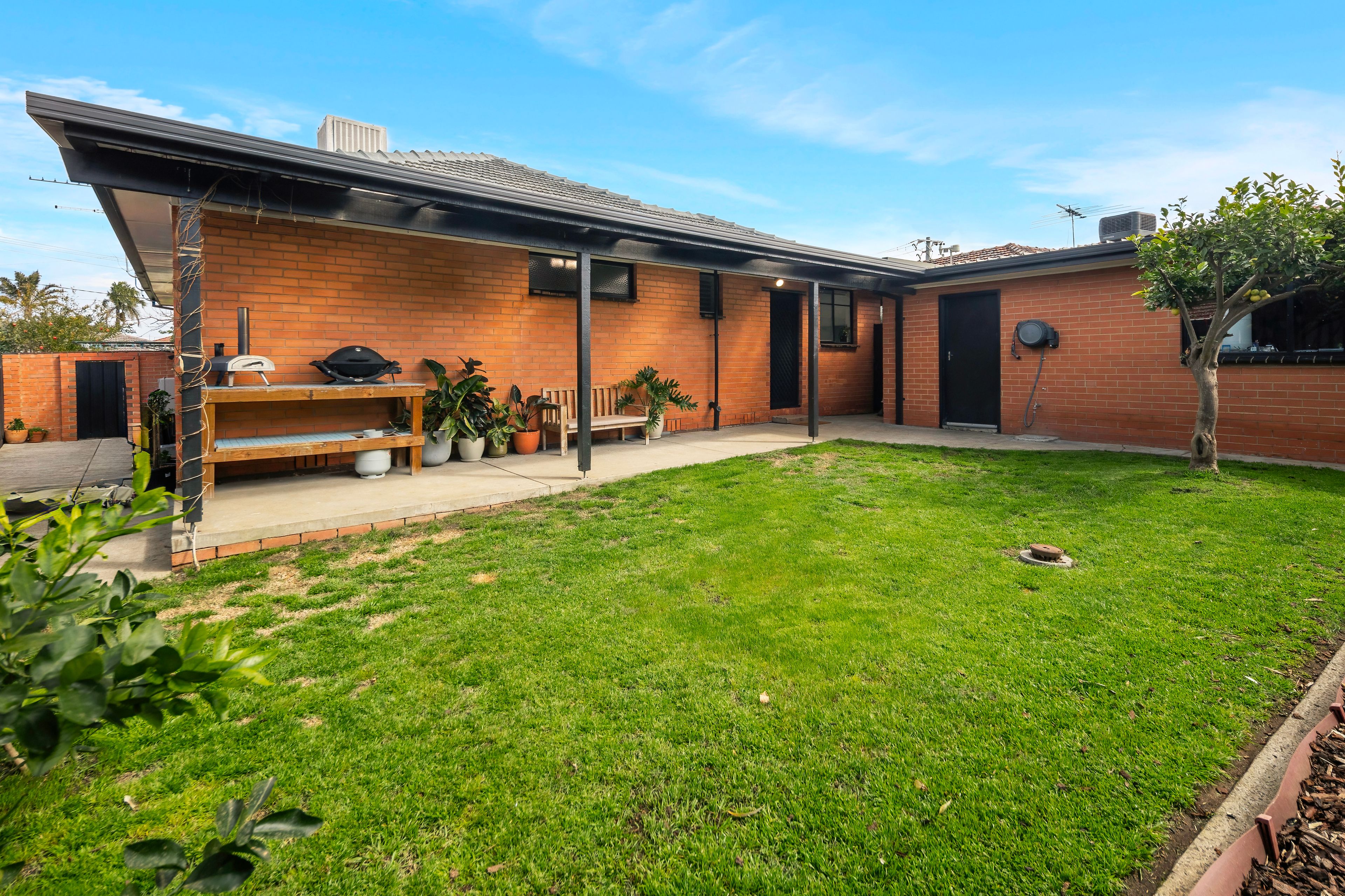 2 Kingsford Street — photo 17 of 21