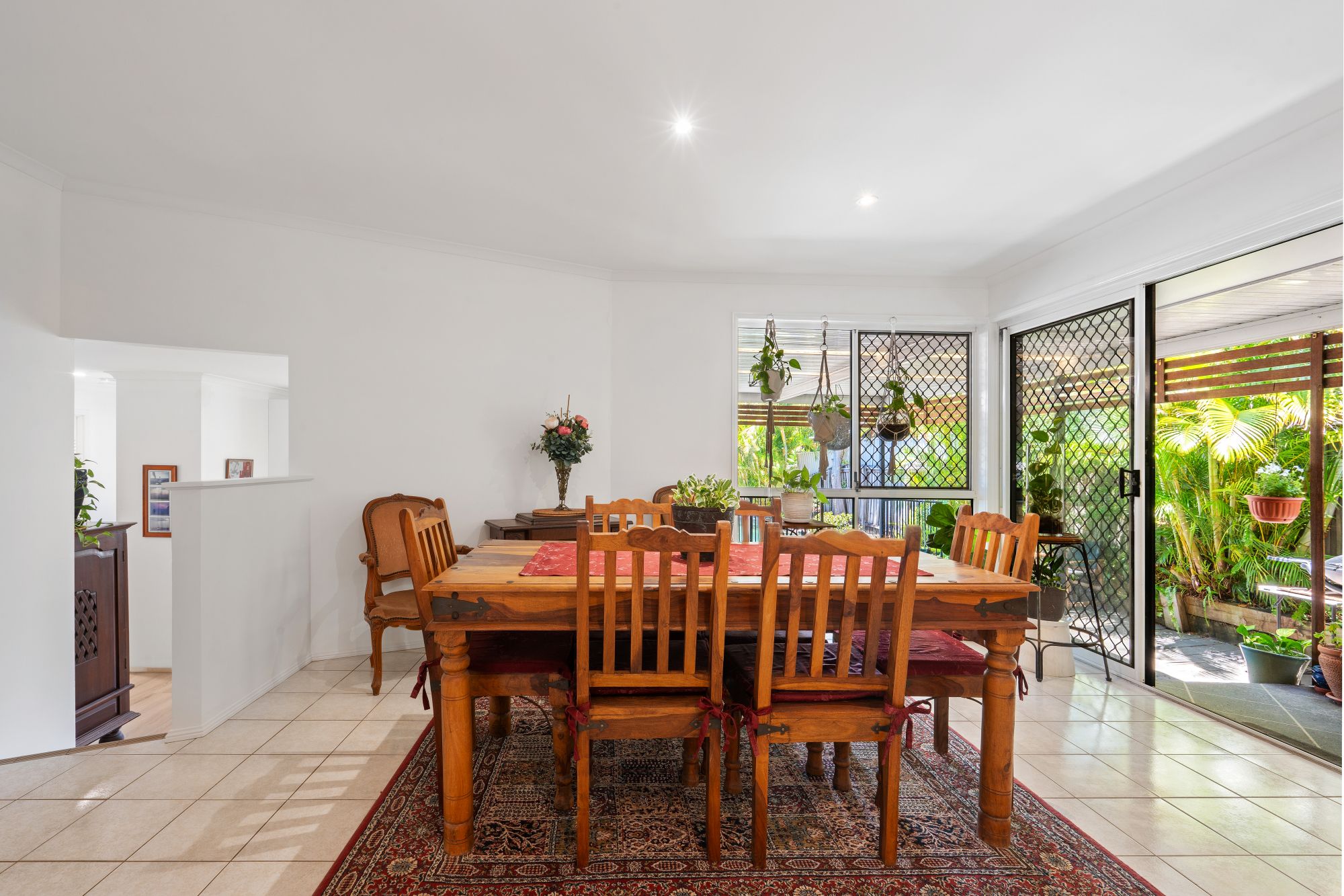 38 Beaconsfield Drive — photo 8 of 30