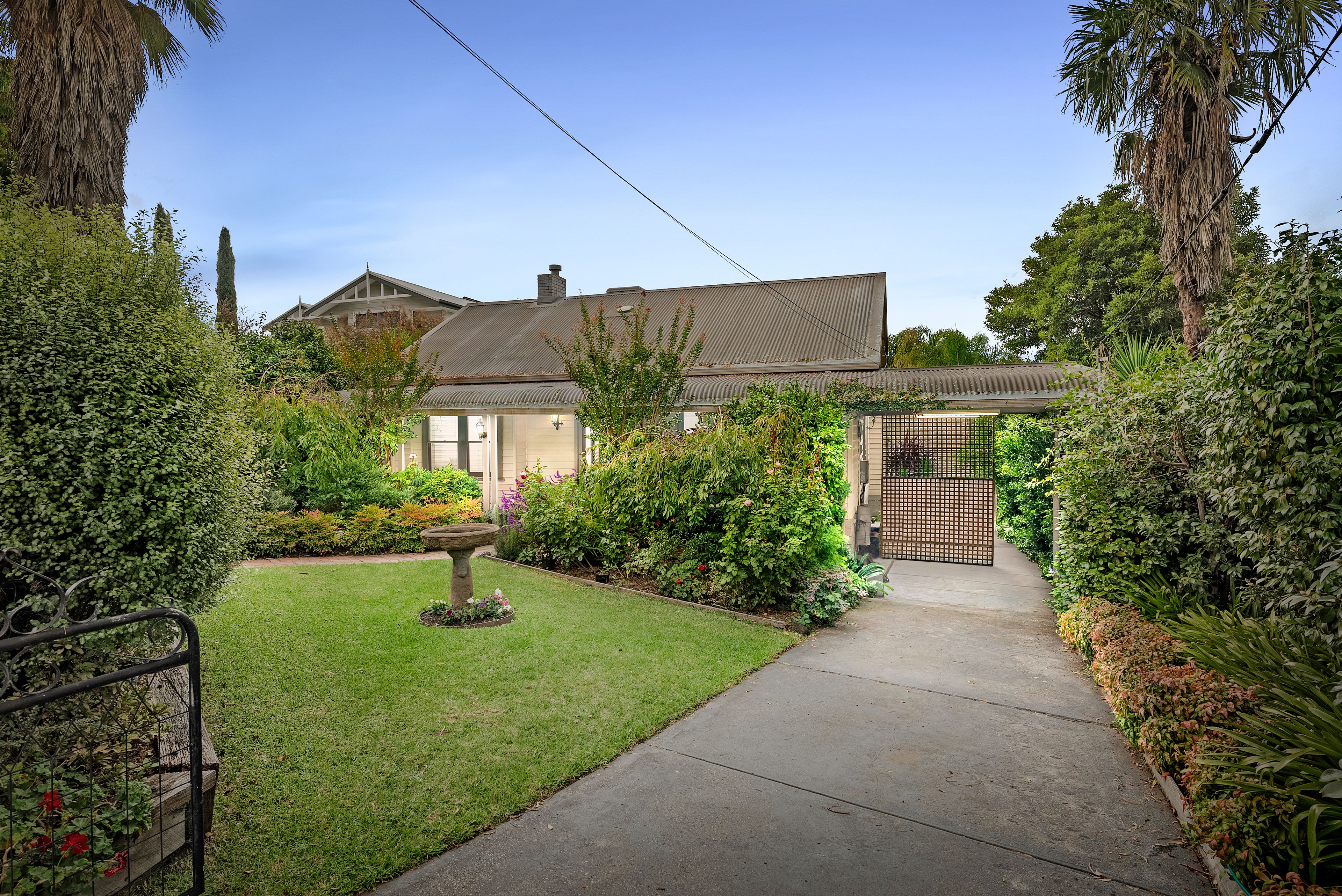 2 Evelyn Road, Ringwood North VIC 3134