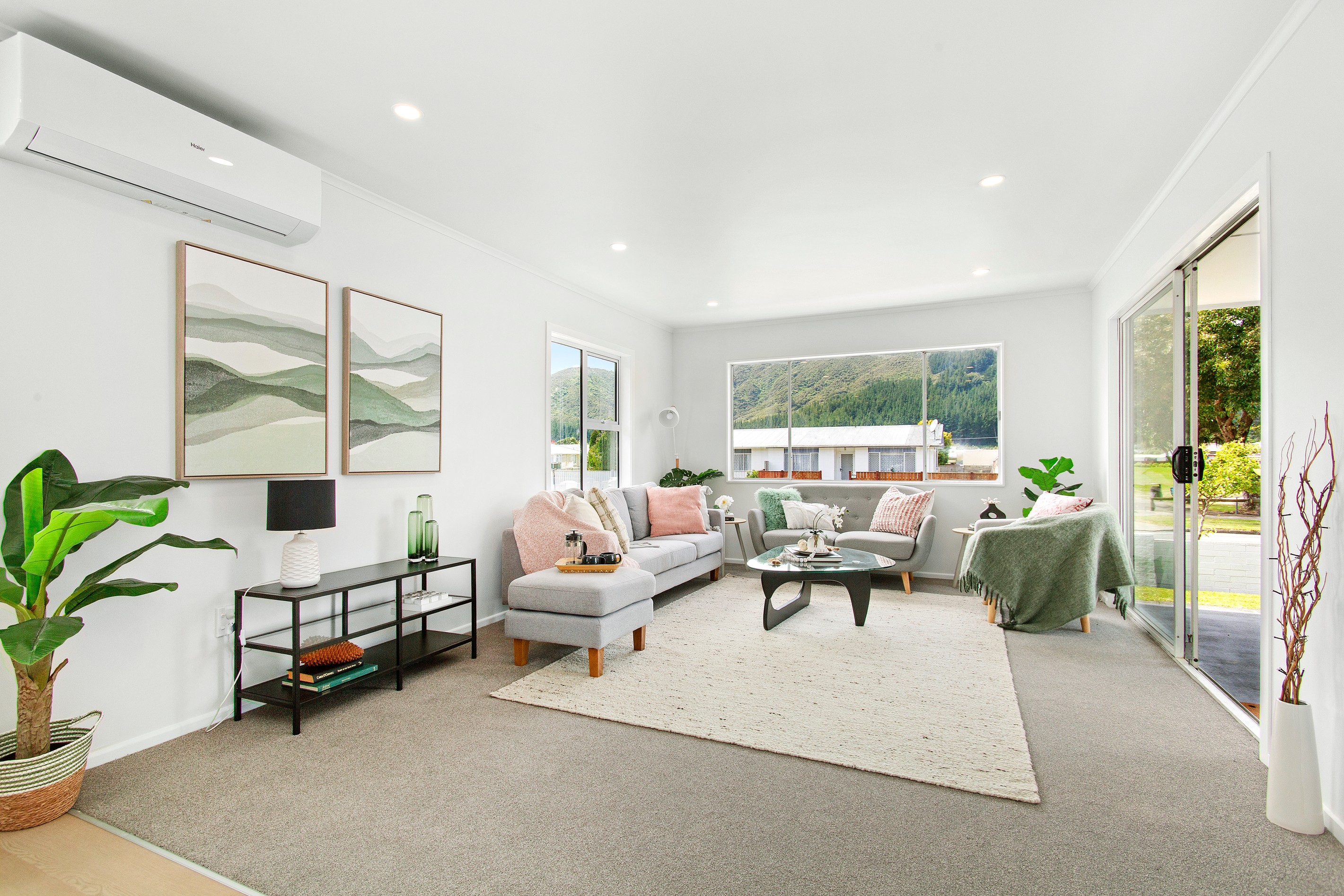 271 Wellington Road, Wainuiomata, Lower Hutt City