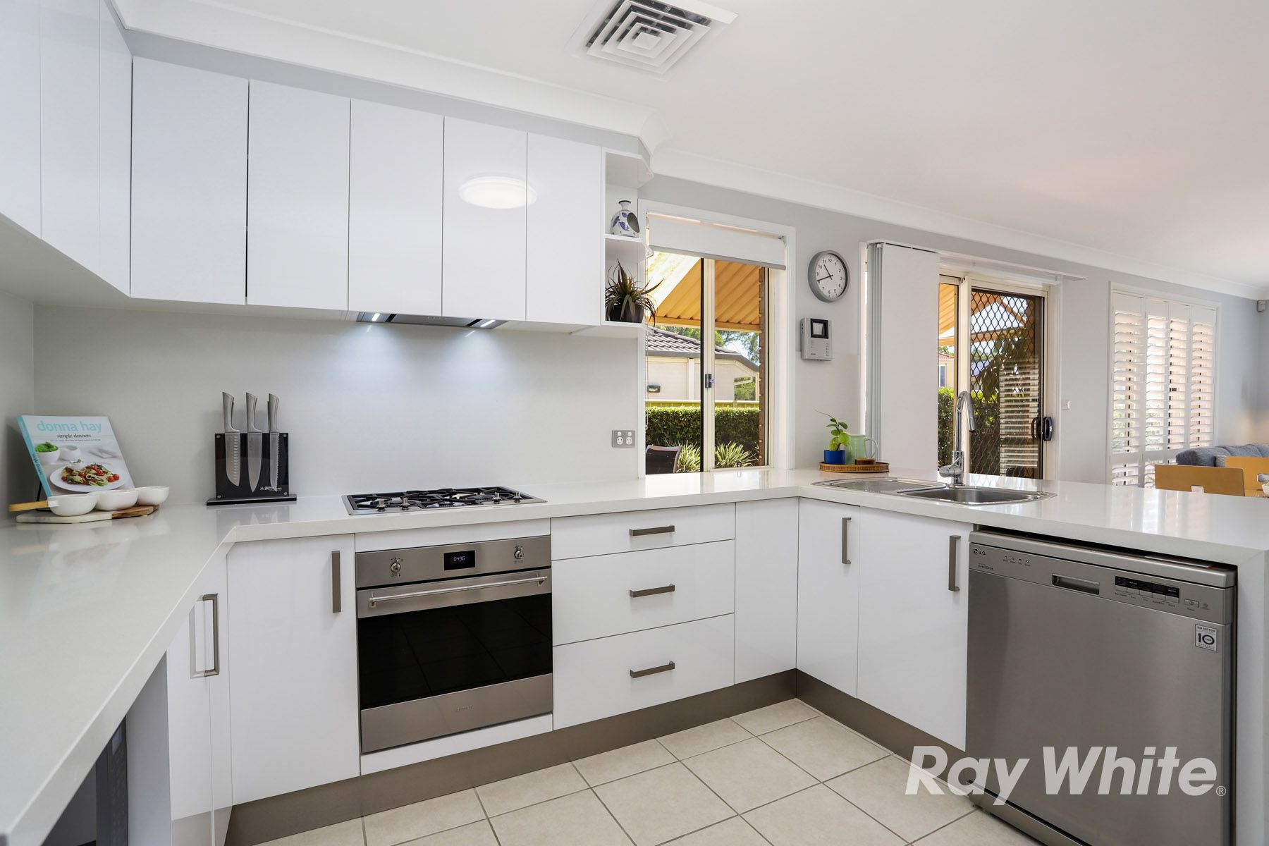 9 Japura Place, St Clair, NSW 2759