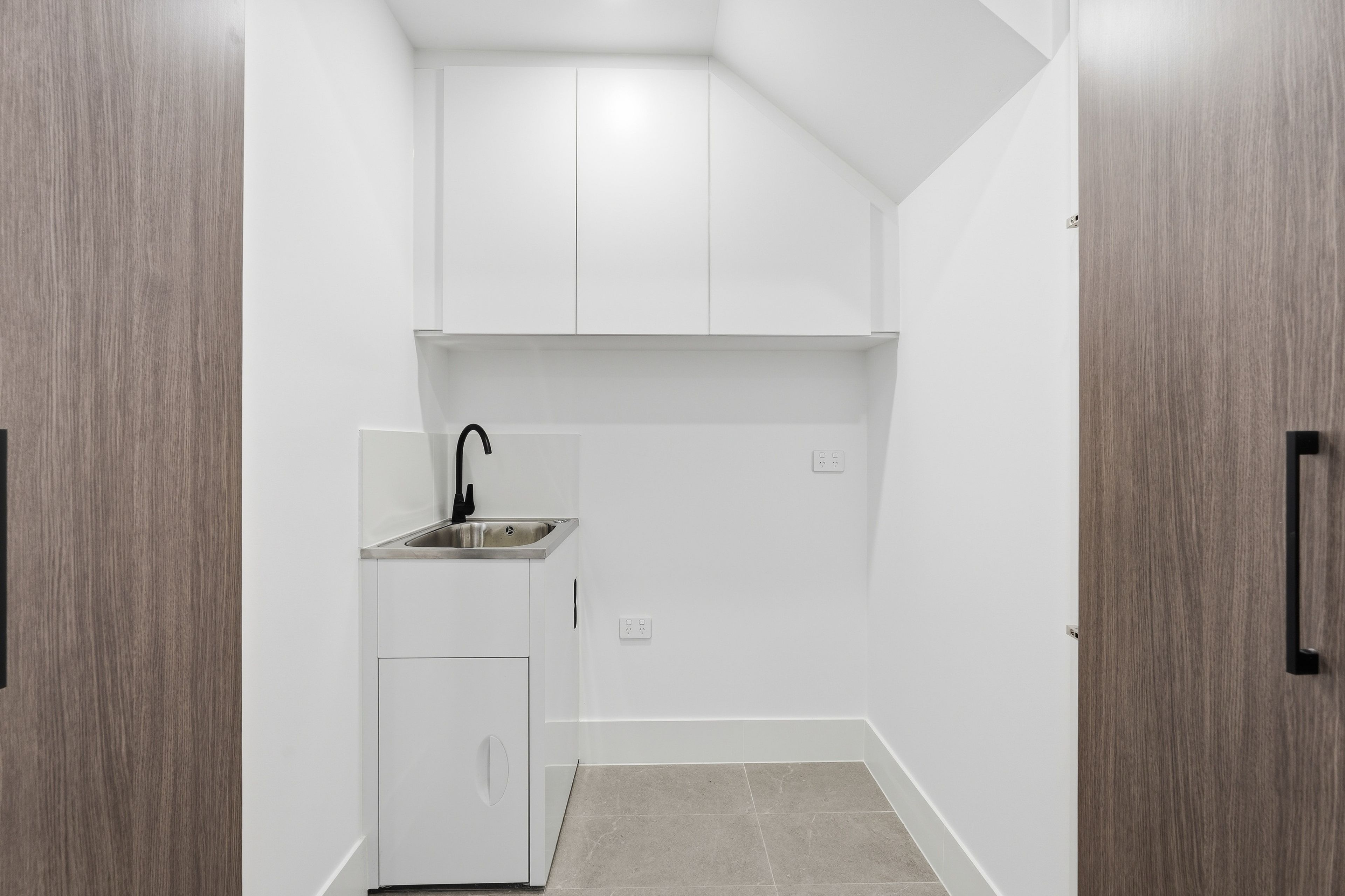 3/2A Frogmore Road — photo 11 of 14