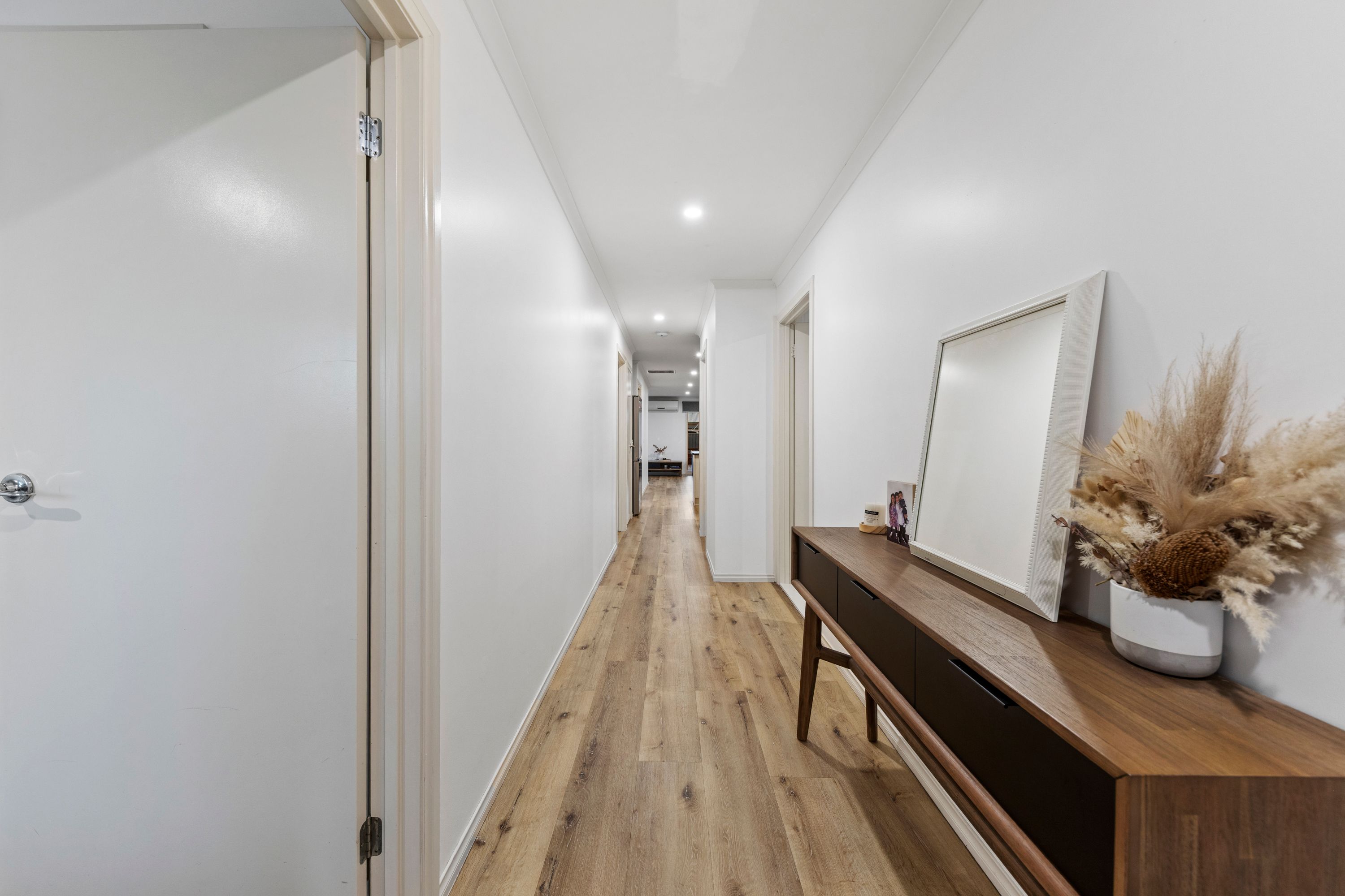 83 Melissa Way — photo 11 of 30