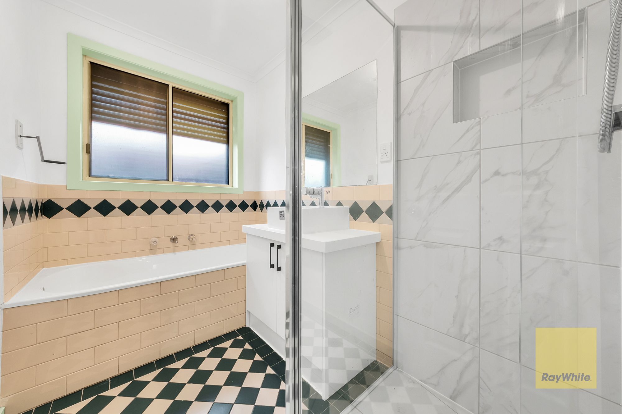 4 Kiparra Close — photo 12 of 18