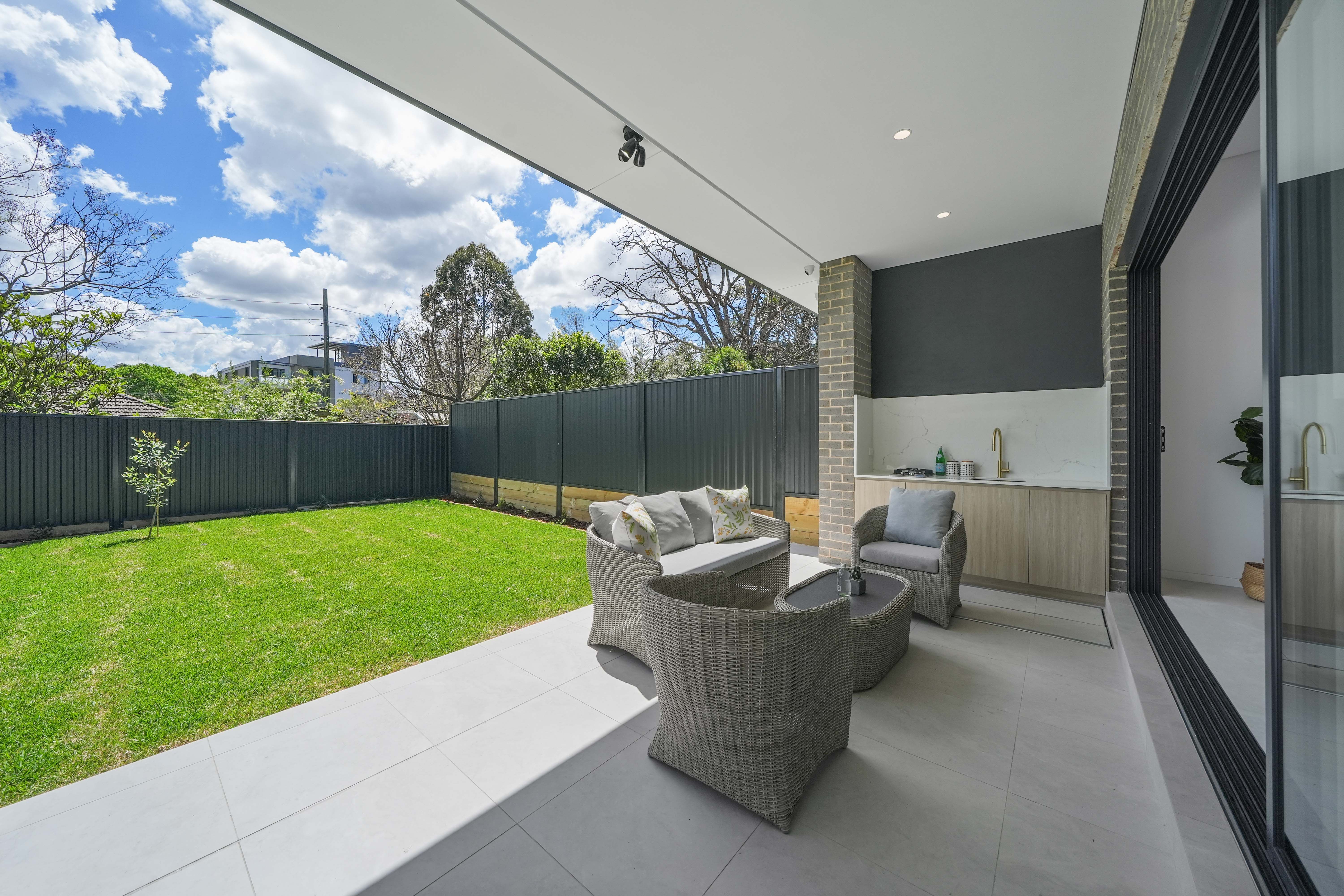 7 Simpson Street — photo 10 of 13
