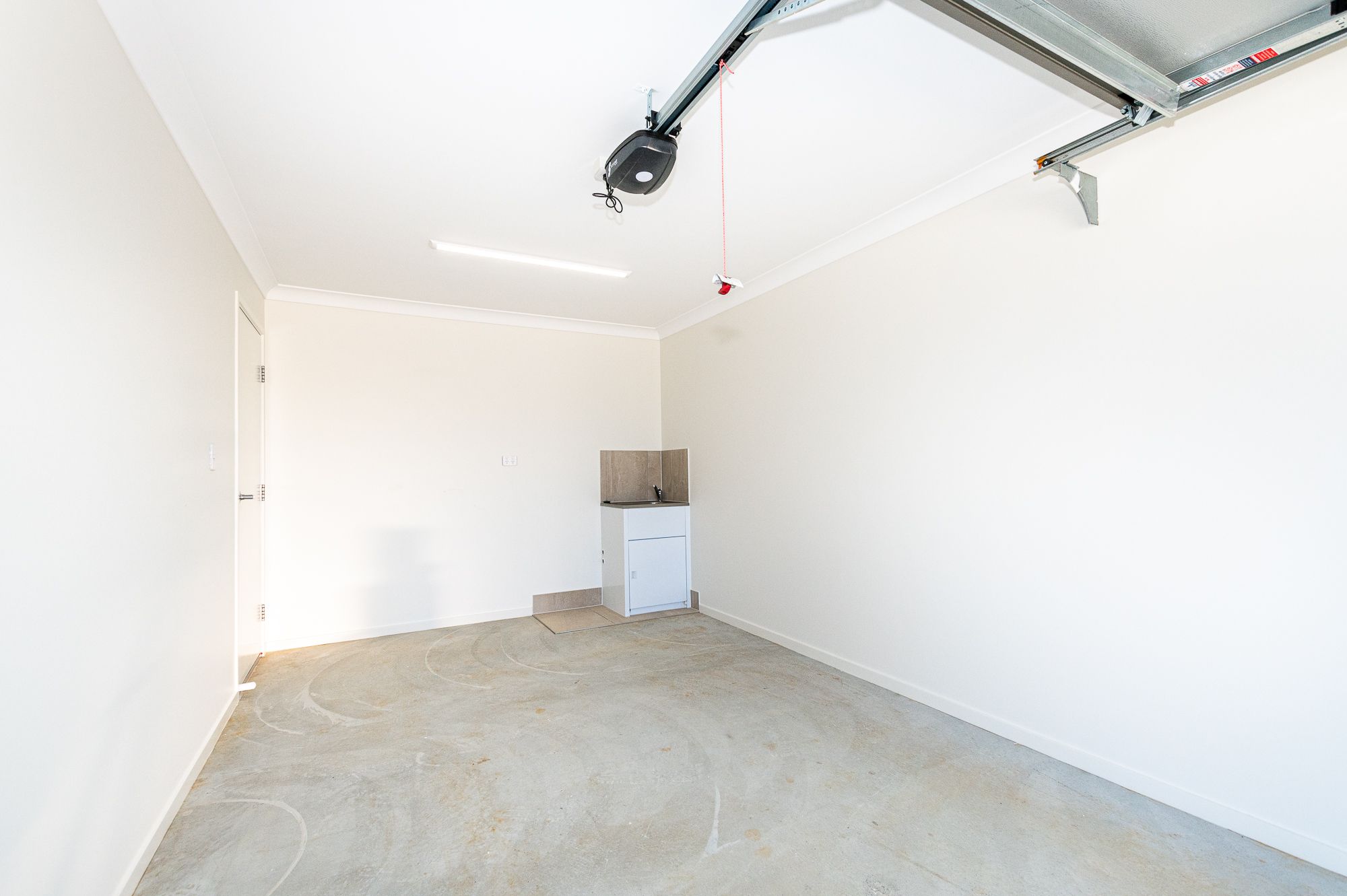 2/15 Grothe Street — photo 8 of 9