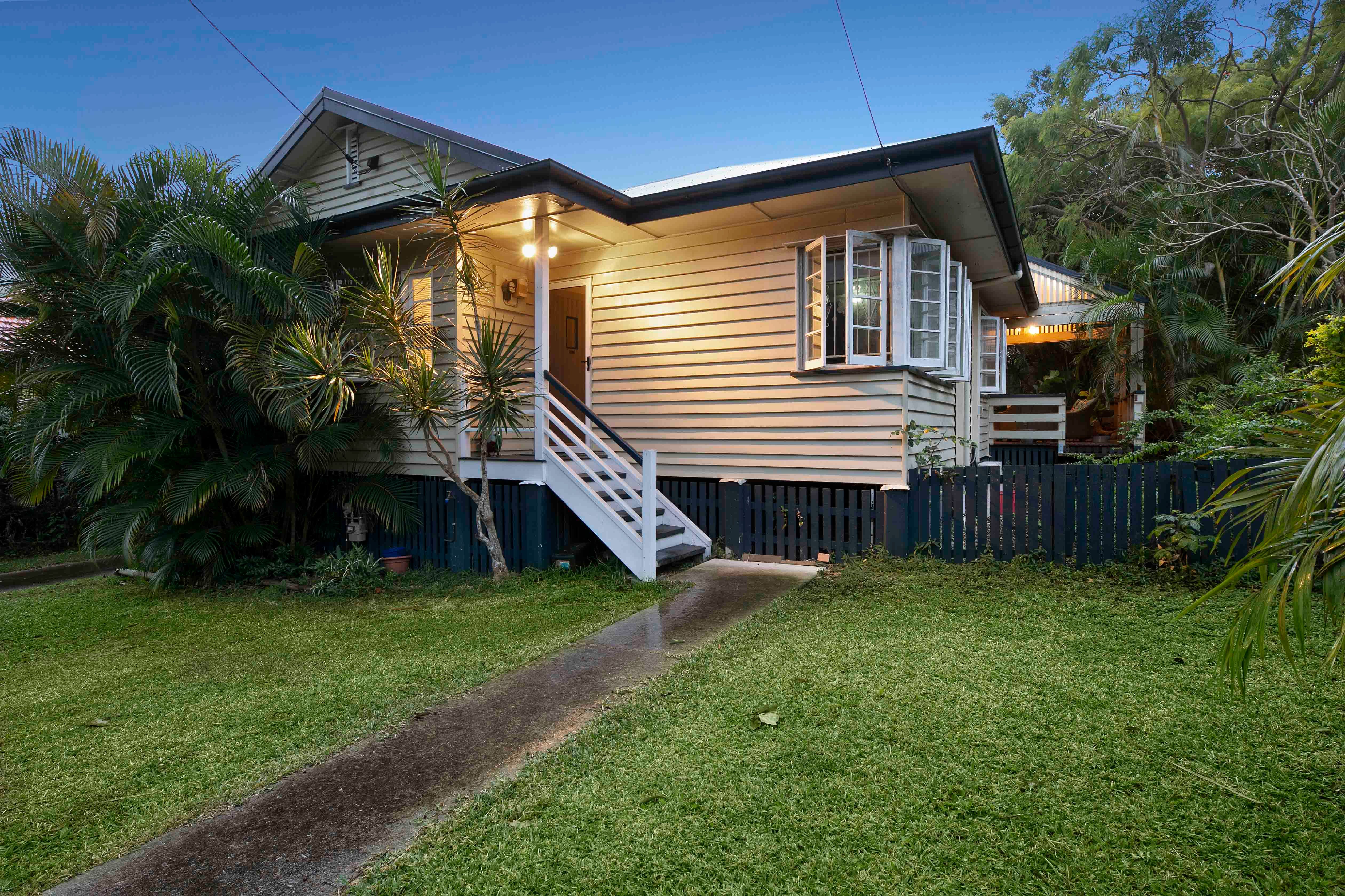 31 Salkeld Street, Tarragindi, QLD 4121