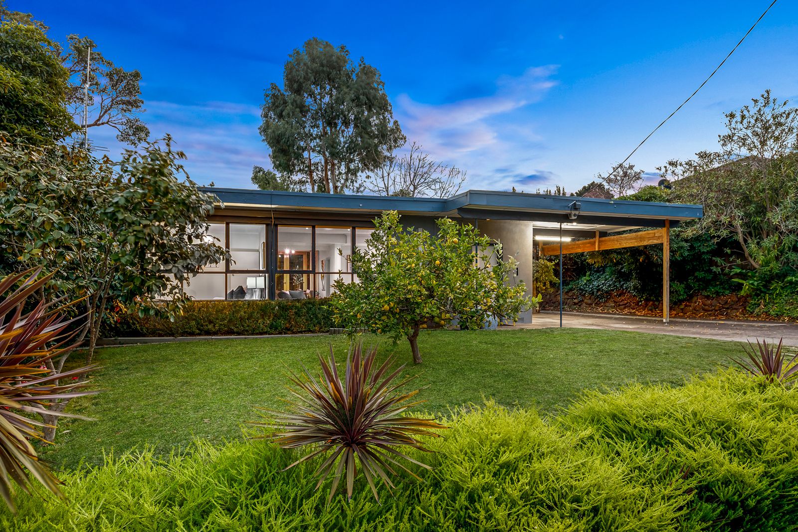6 Russell Crescent, Mount Waverley VIC 3149