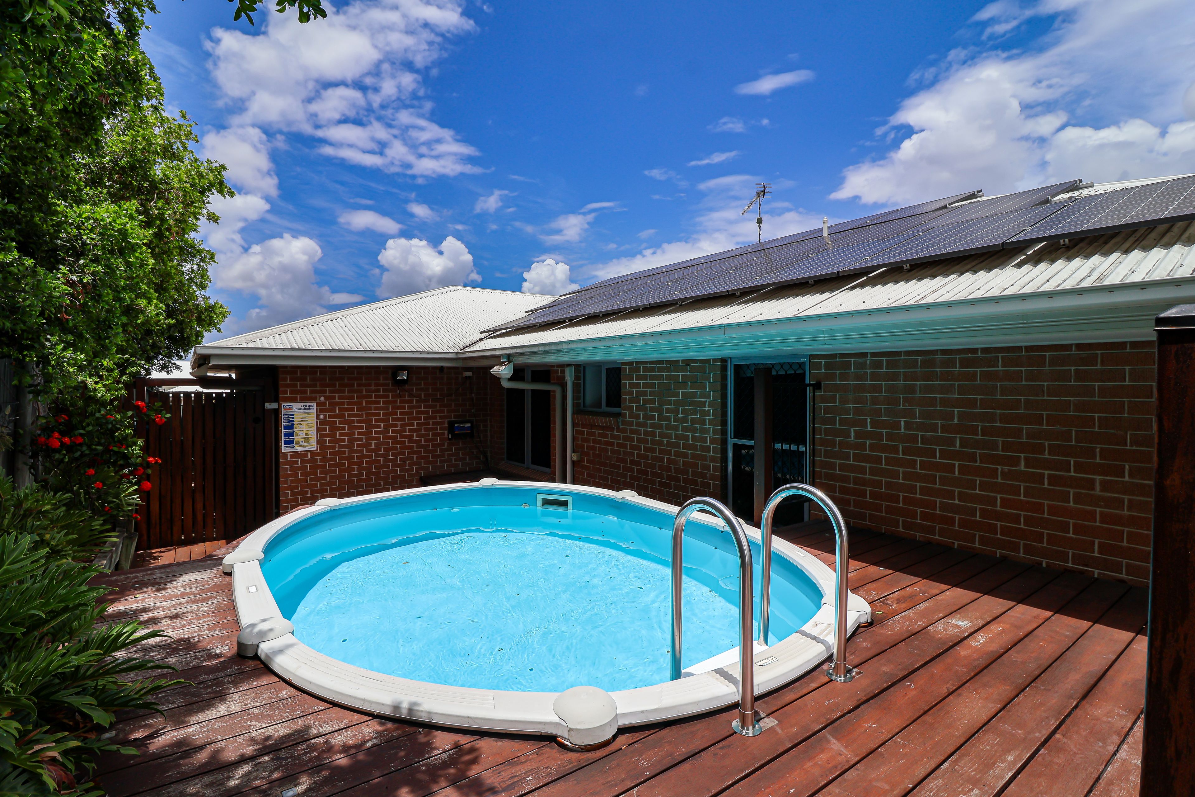 3 Carnarvon Parade, New Auckland, QLD 4680