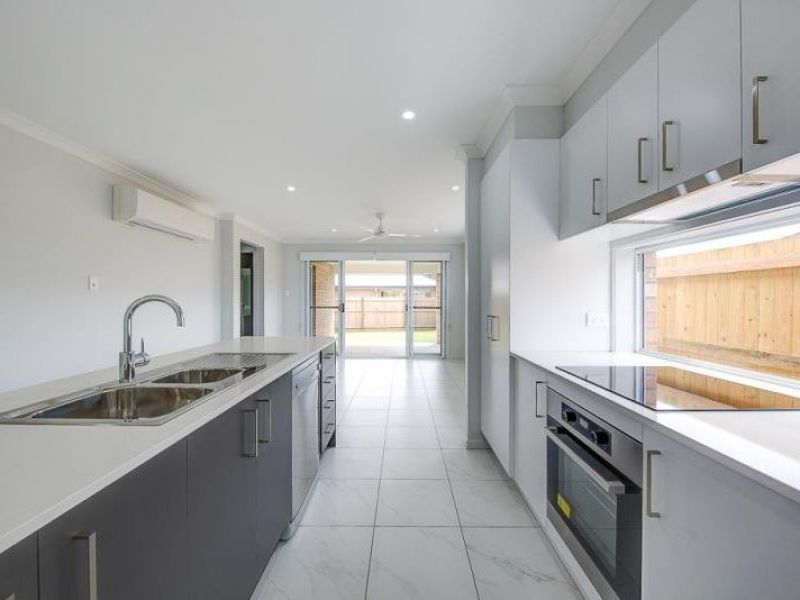 12 Mawson Street, Redbank Plains, QLD 4301