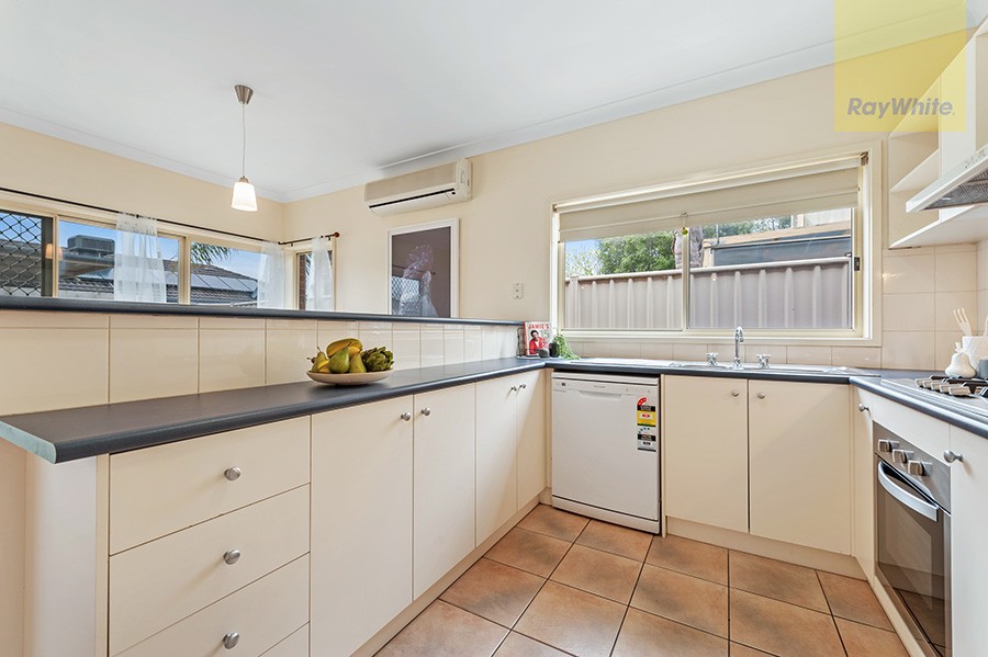 27 Willmott Drive, Craigieburn, VIC 3064