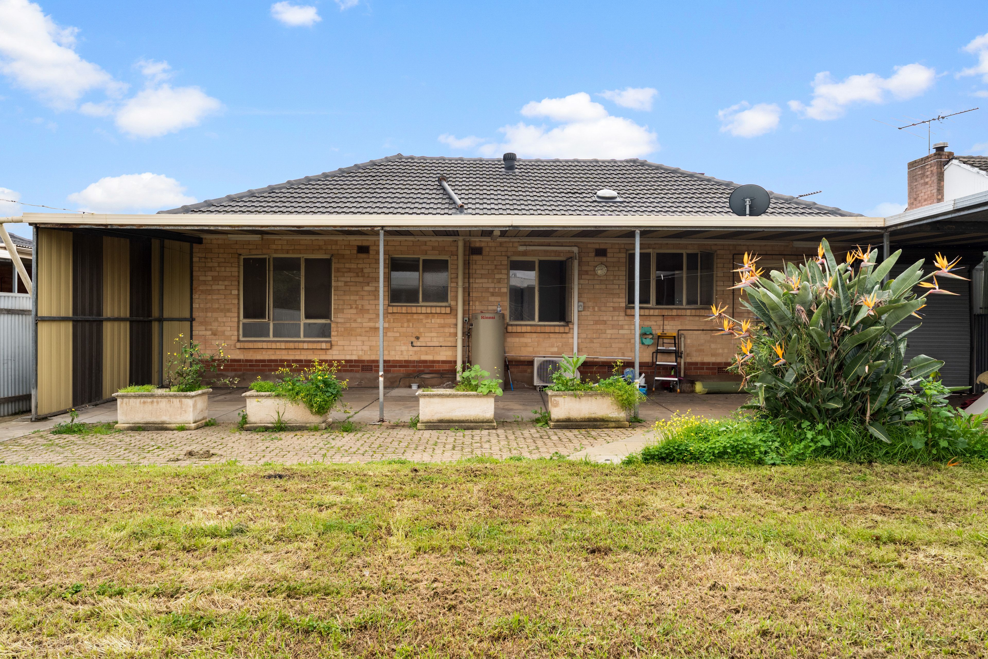 5 Meryl Avenue — photo 12 of 16
