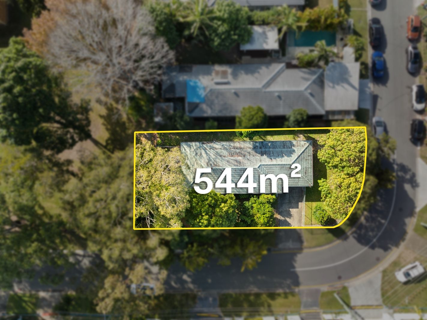 9 Moana Park Avenue, Broadbeach Waters, QLD 4218