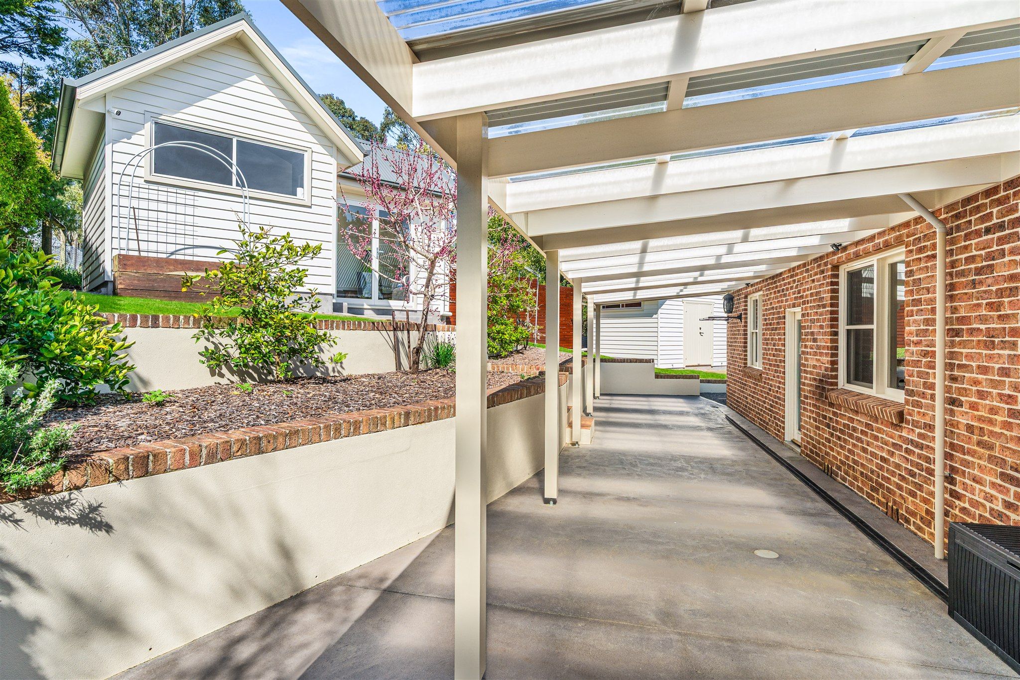 27 Apple Street — photo 15 of 21