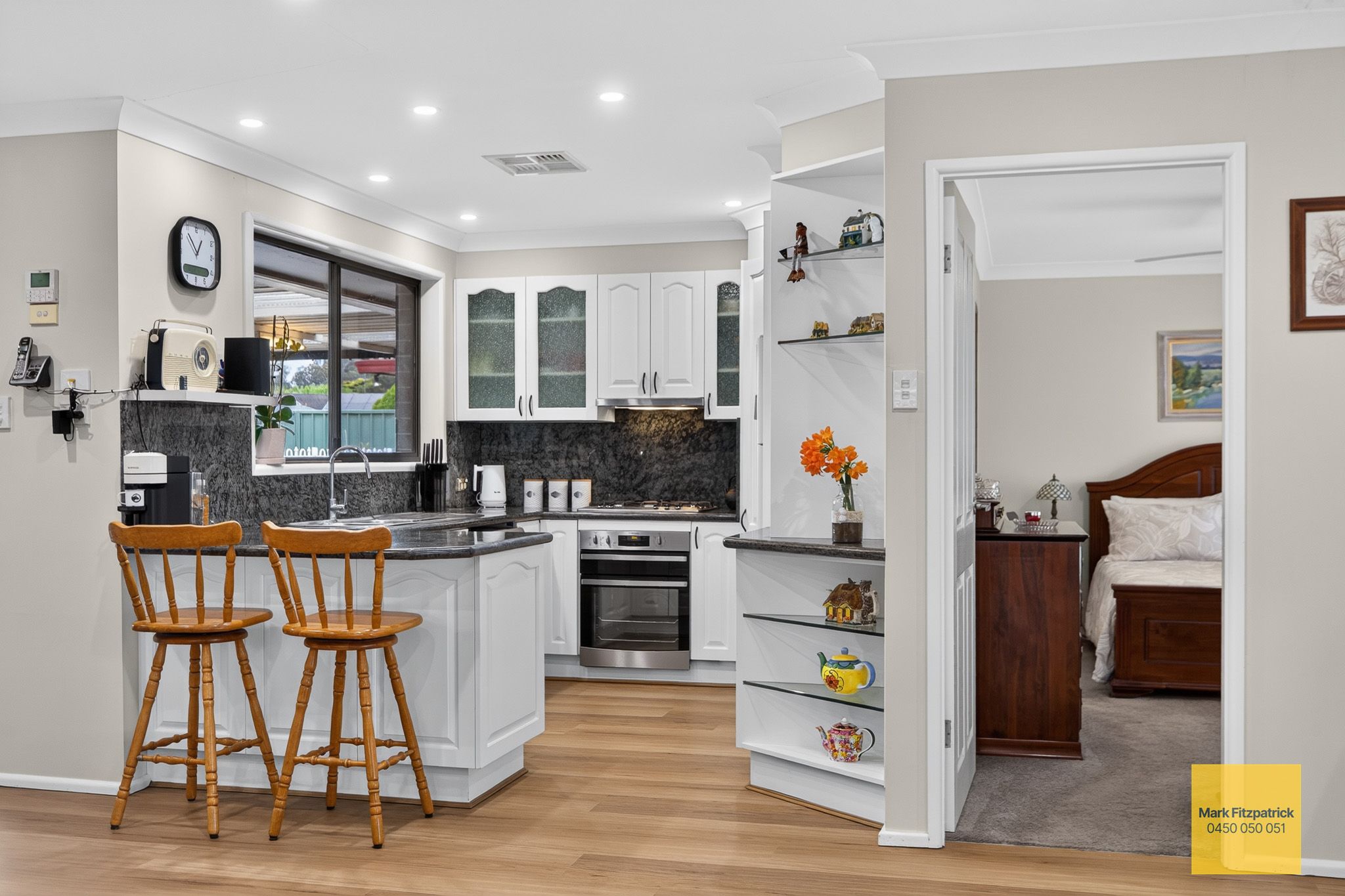 21 Dawson Avenue — photo 11 of 22