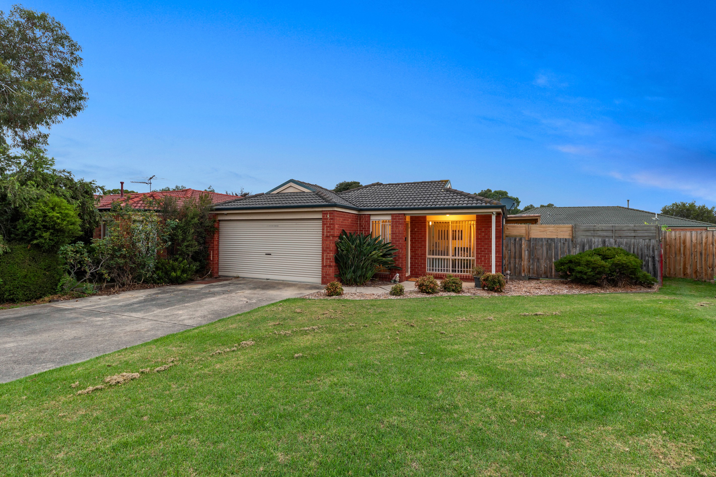 7 Lauren Square, Pakenham, VIC 3810