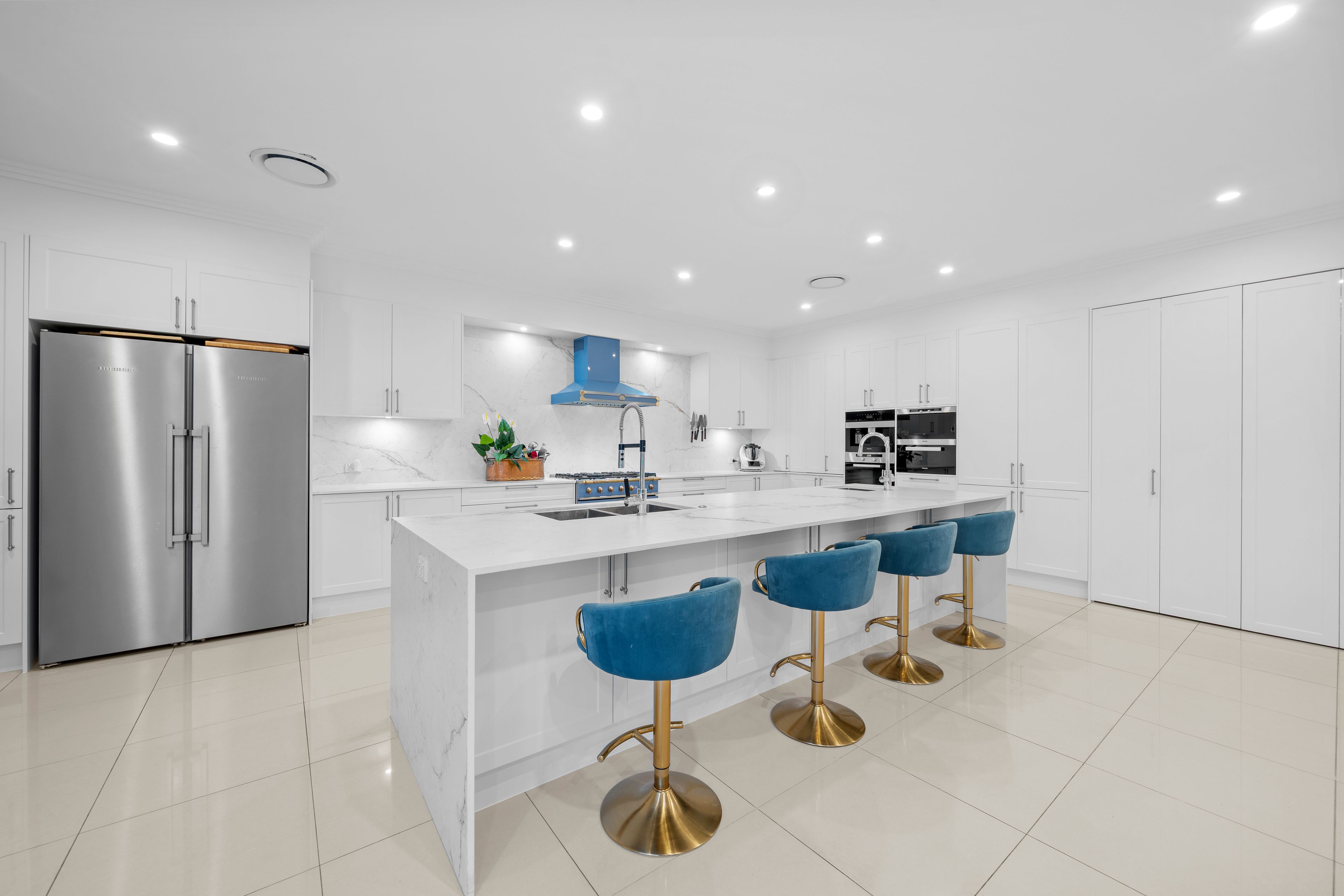 2301 Belmont Court East — photo 6 of 28