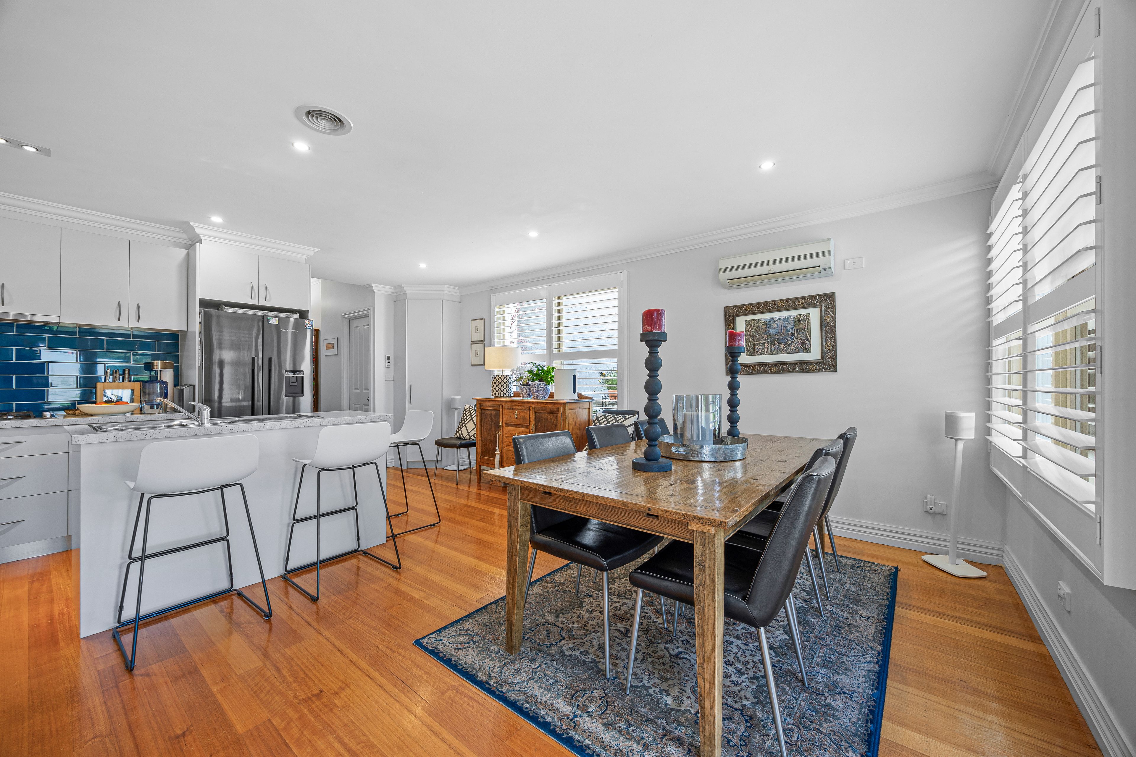 118 Victoria Street — photo 11 of 30