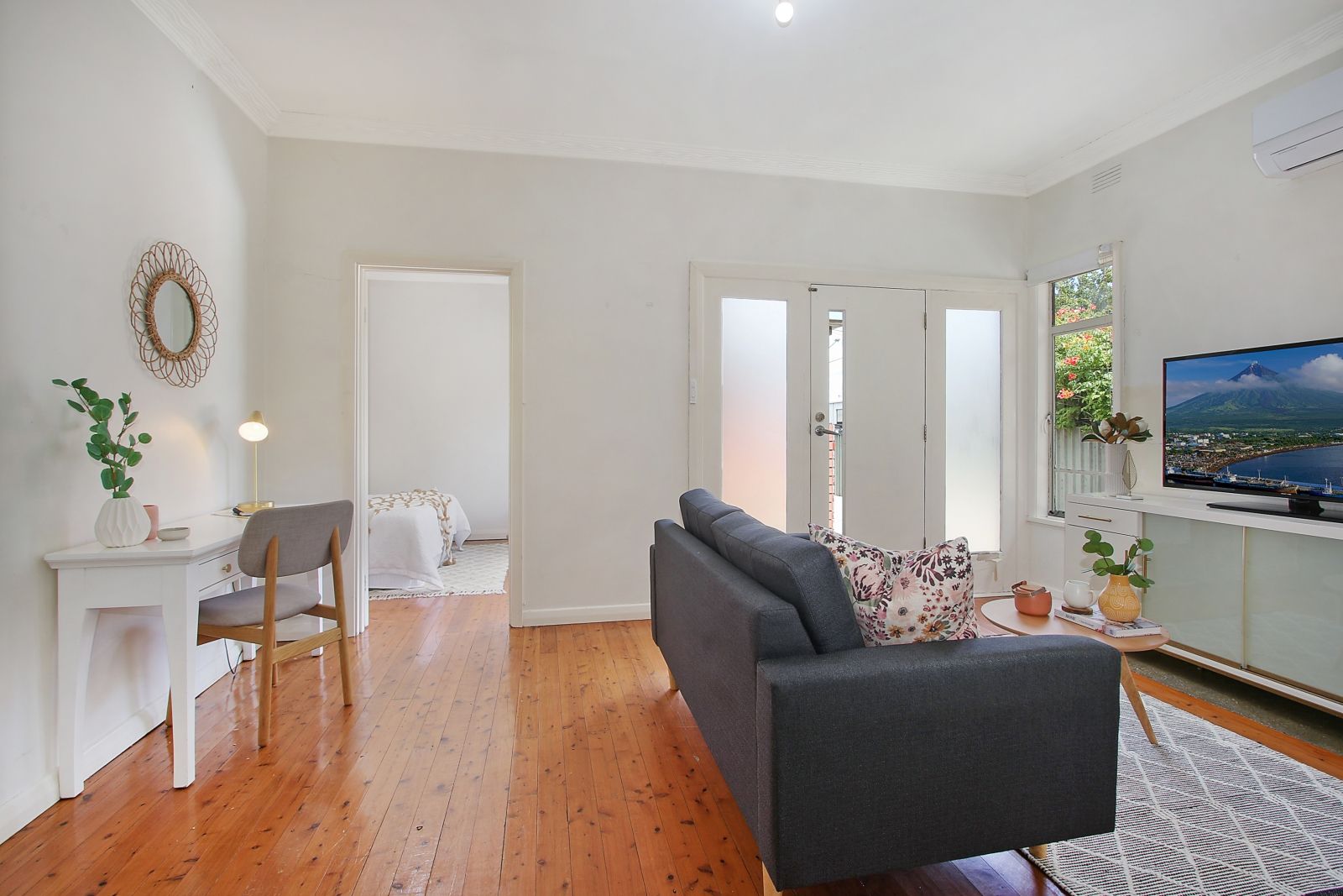 393 Griffith Road, Lavington NSW 2641