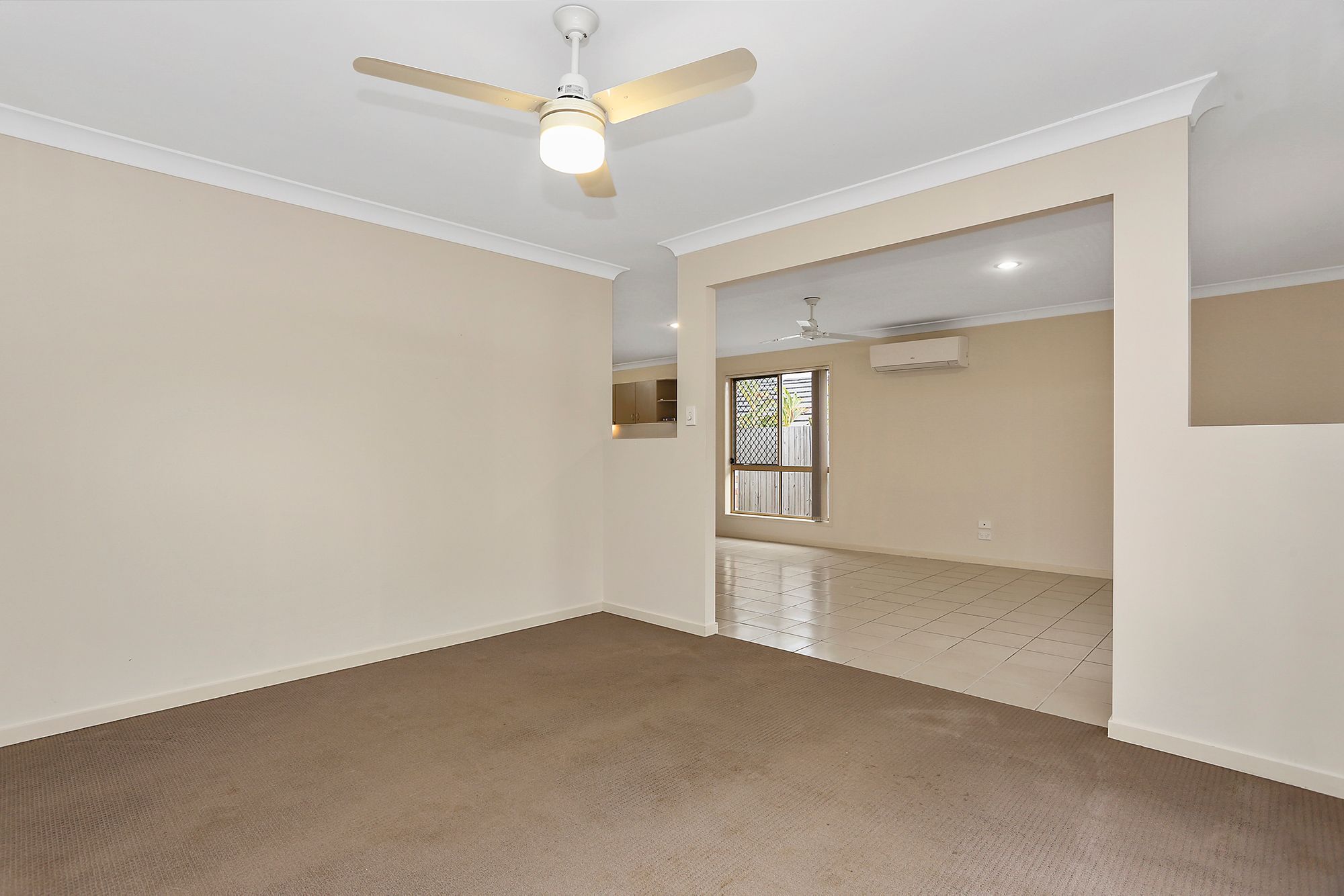 8 Barrington Street, Springfield Lakes, QLD 4300