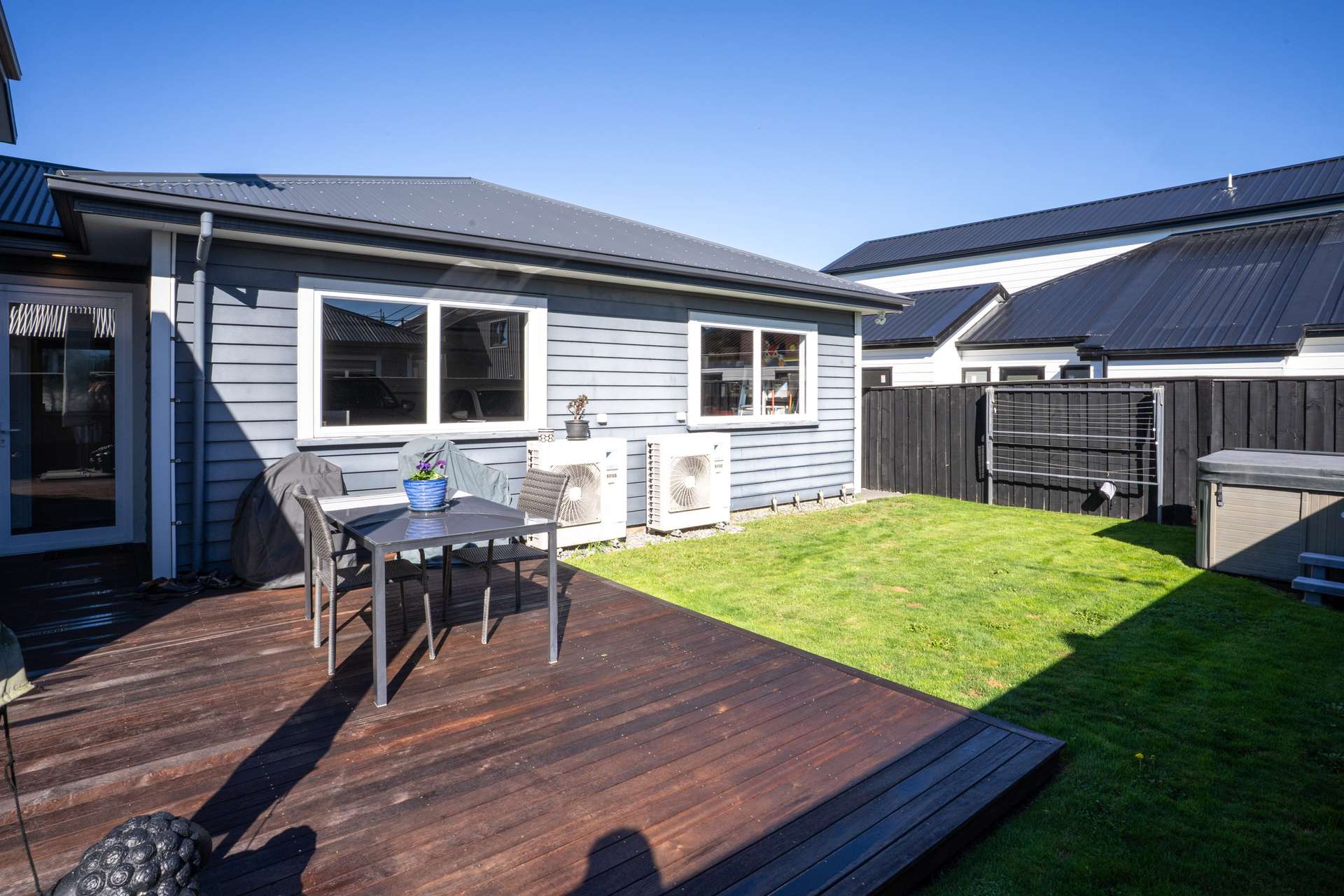 217 Cavendish Road photo 36