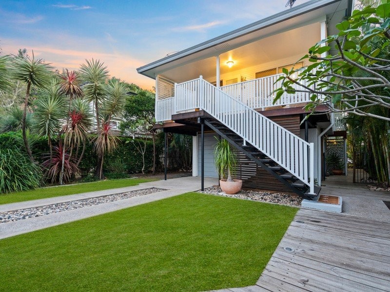 62 Thomas Street, Birkdale, QLD 4159
