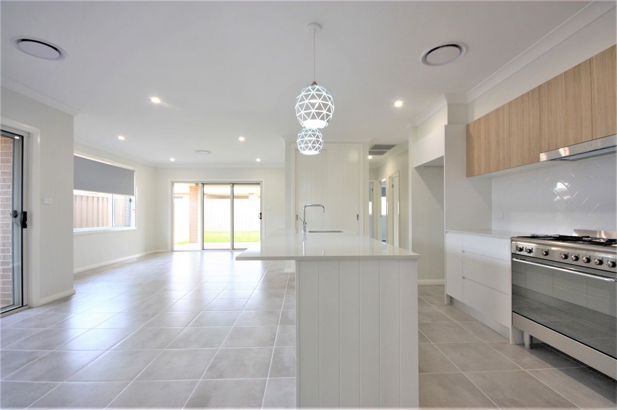 68 Abbott Street, Spring Farm, NSW 2570