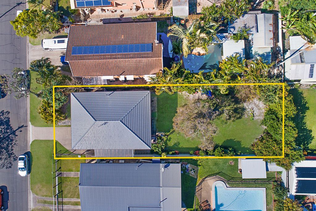 14 Drake Street, Golden Beach, QLD 4551