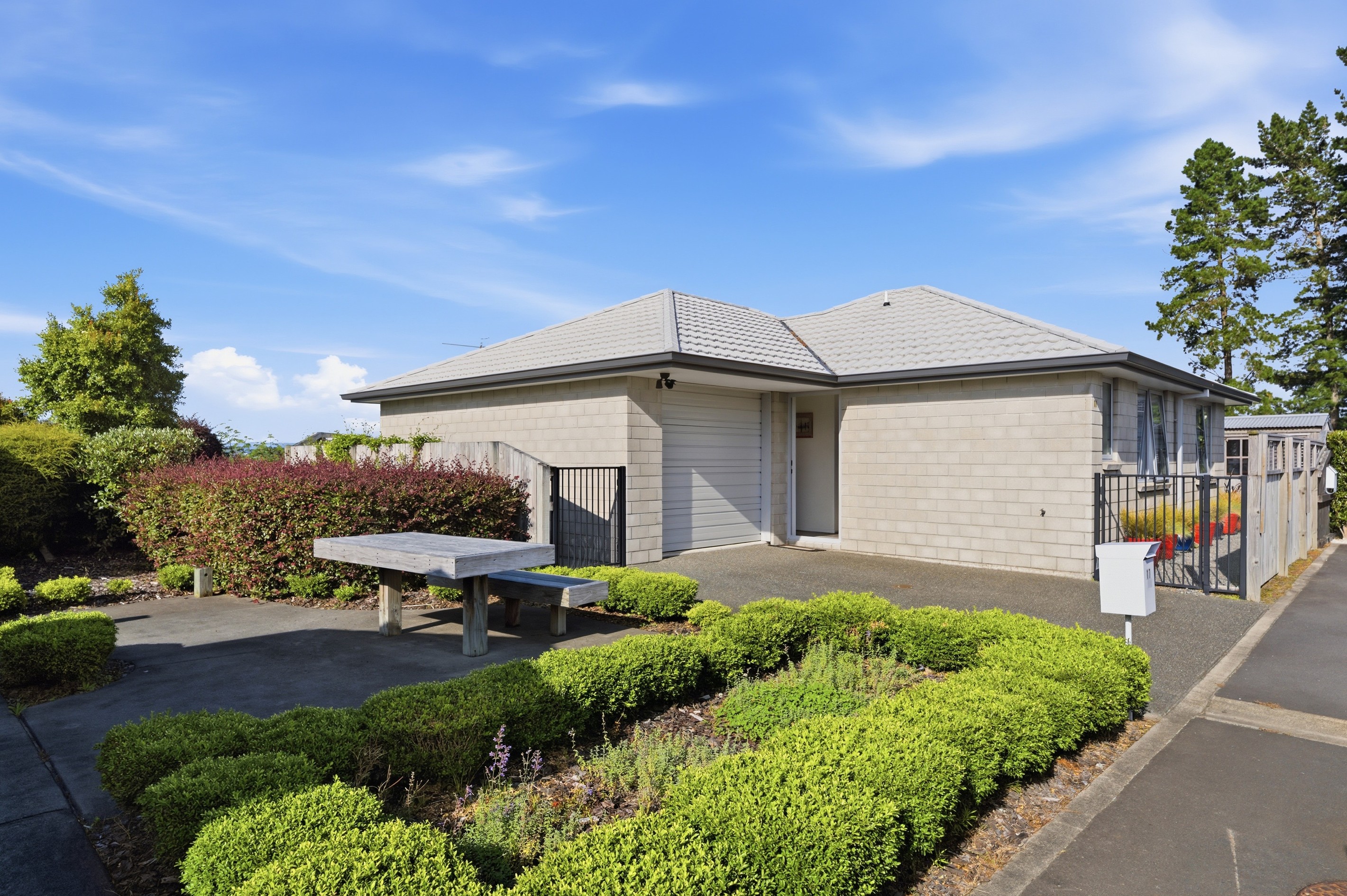 17/162 Waihi Road, Judea, Tauranga City