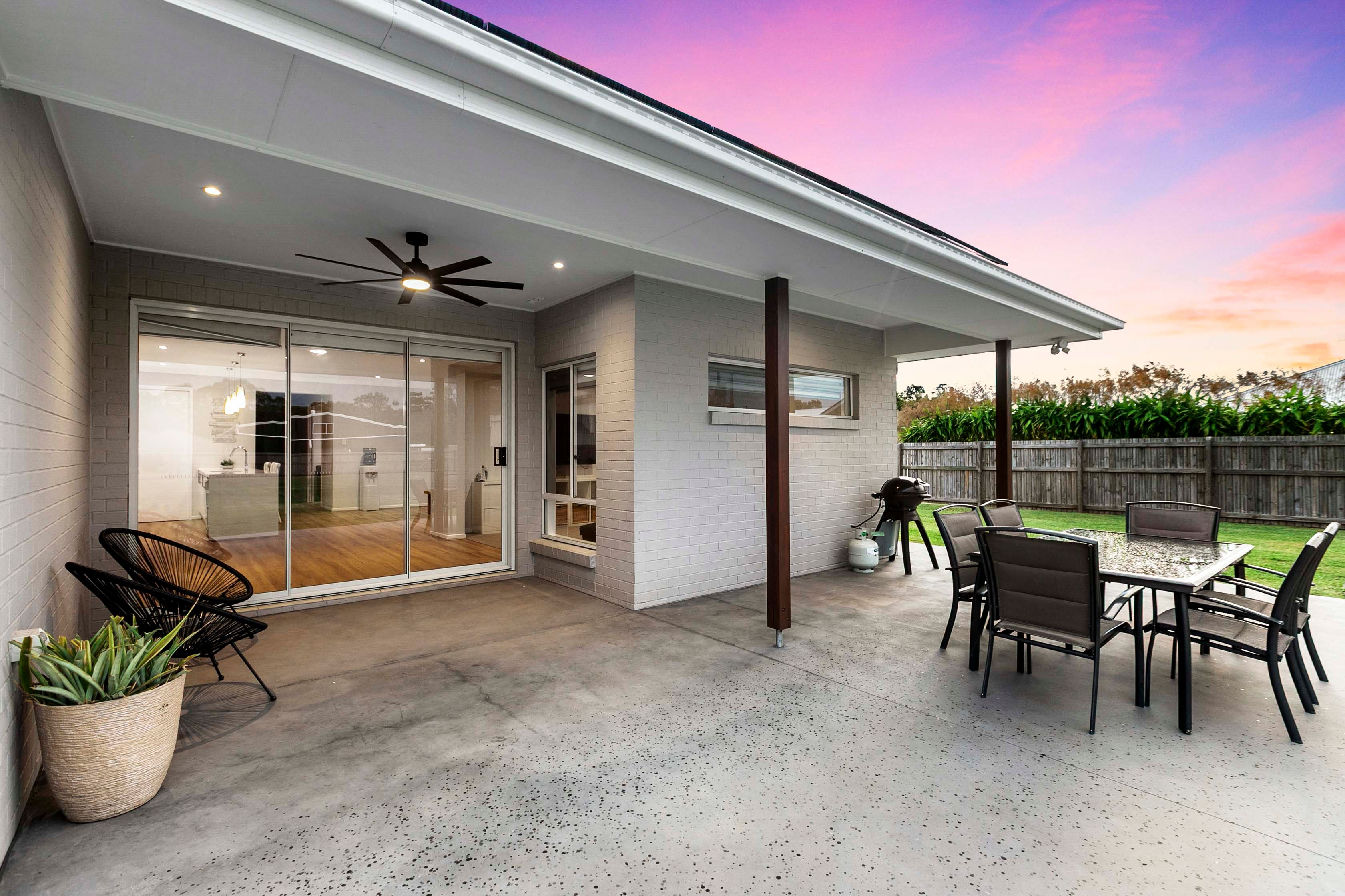 6 Caretta Circuit, Toogoom, QLD 4655