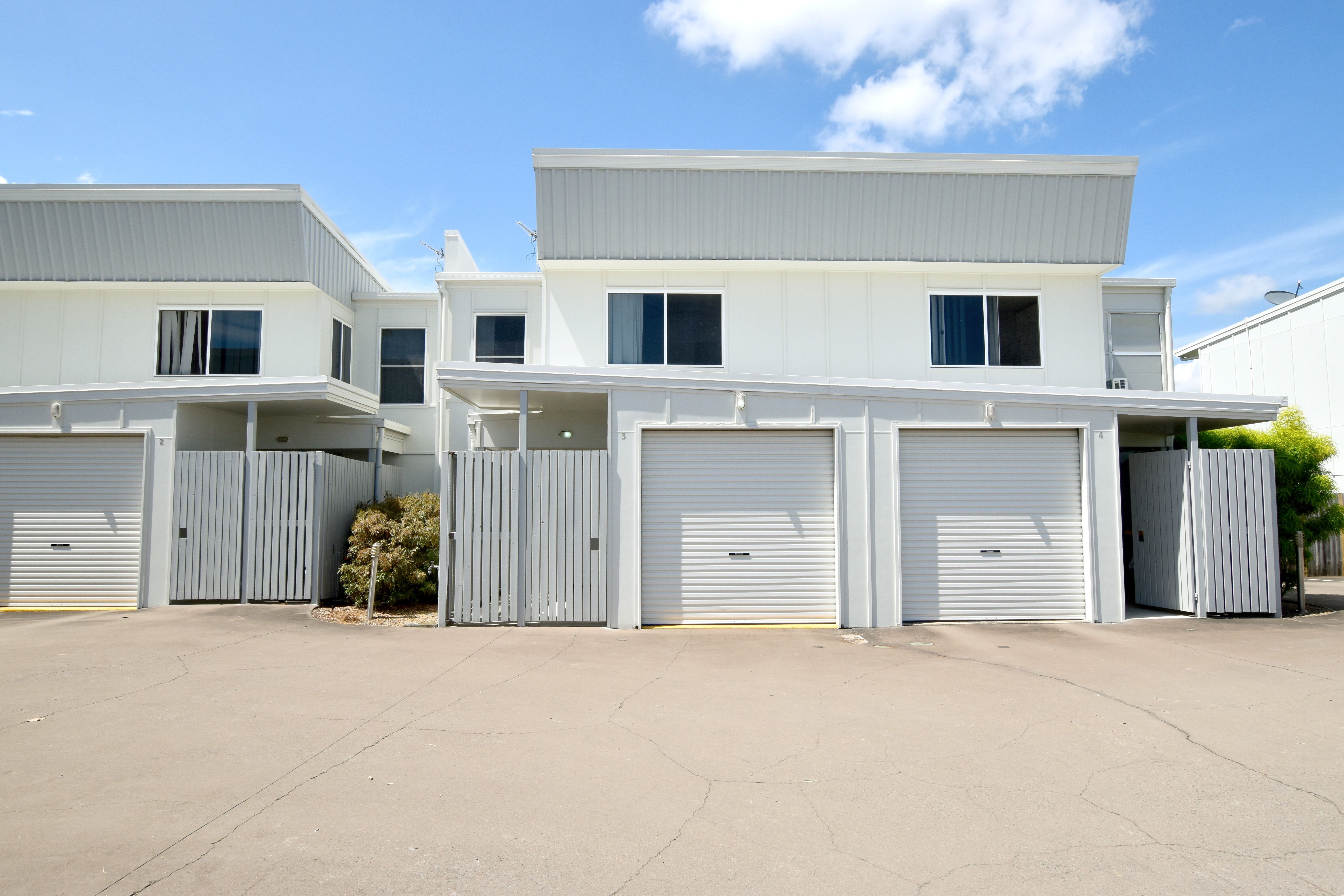 3/9 Cockatoo Drive, New Auckland, QLD 4680