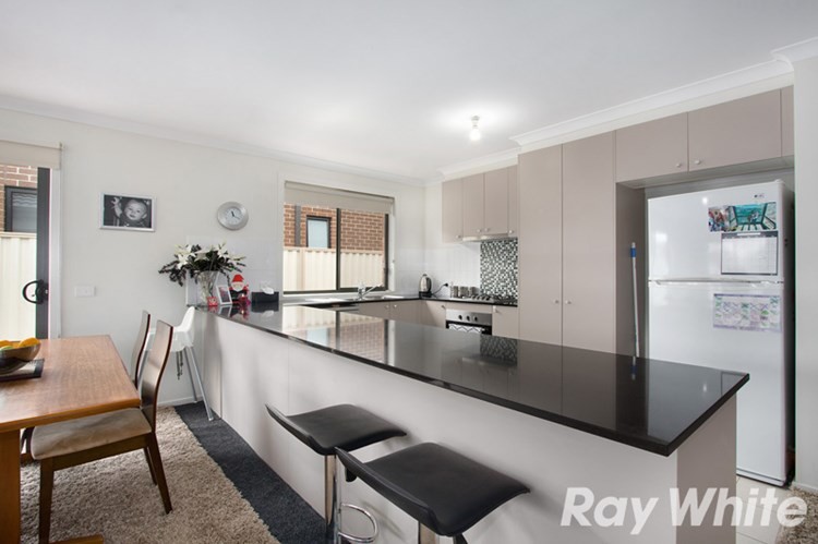 18 Bavaria Lane, Pakenham, VIC 3810