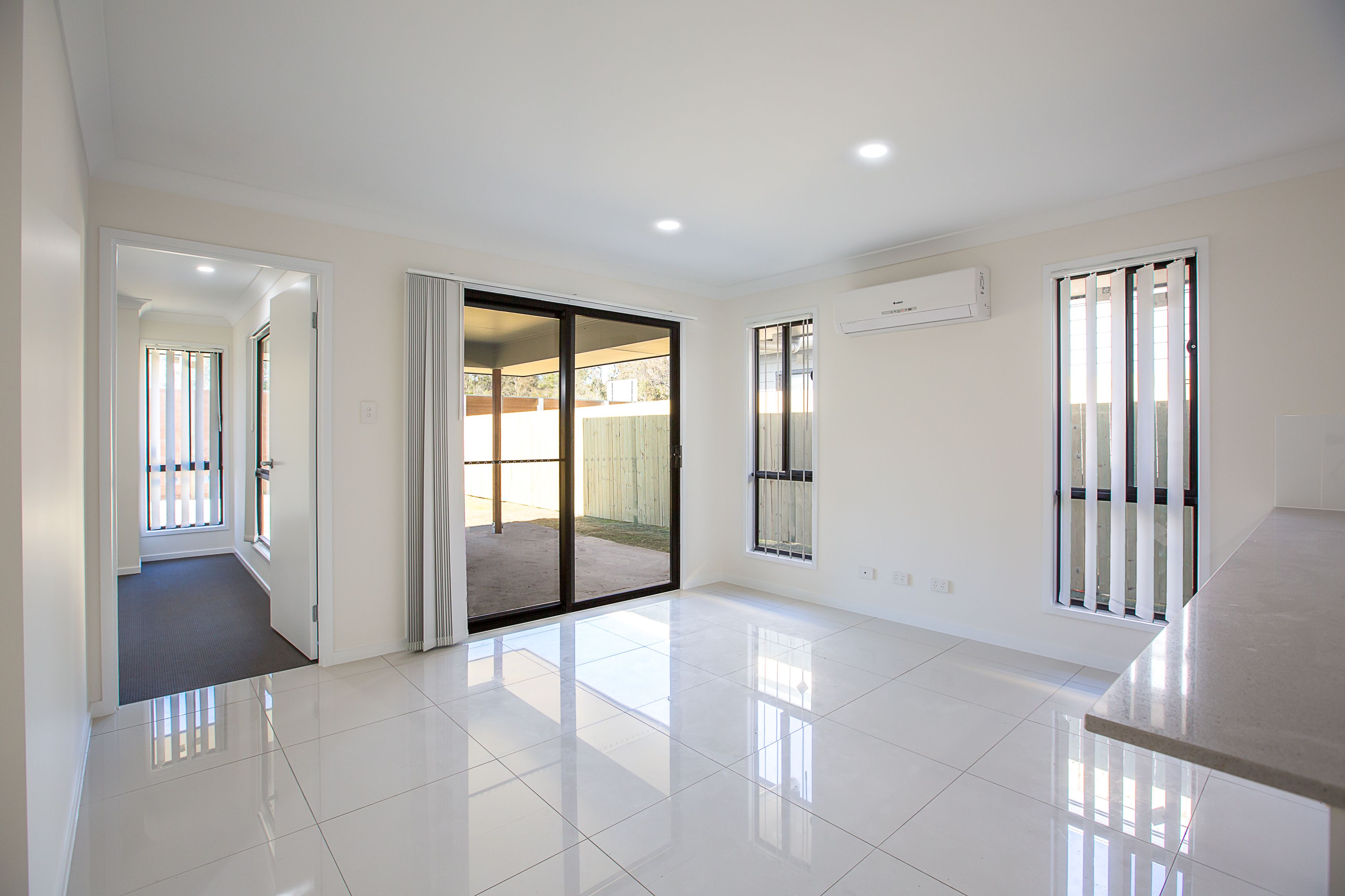 1/30 Kevin Mulroney Drive, Flinders View, QLD 4305