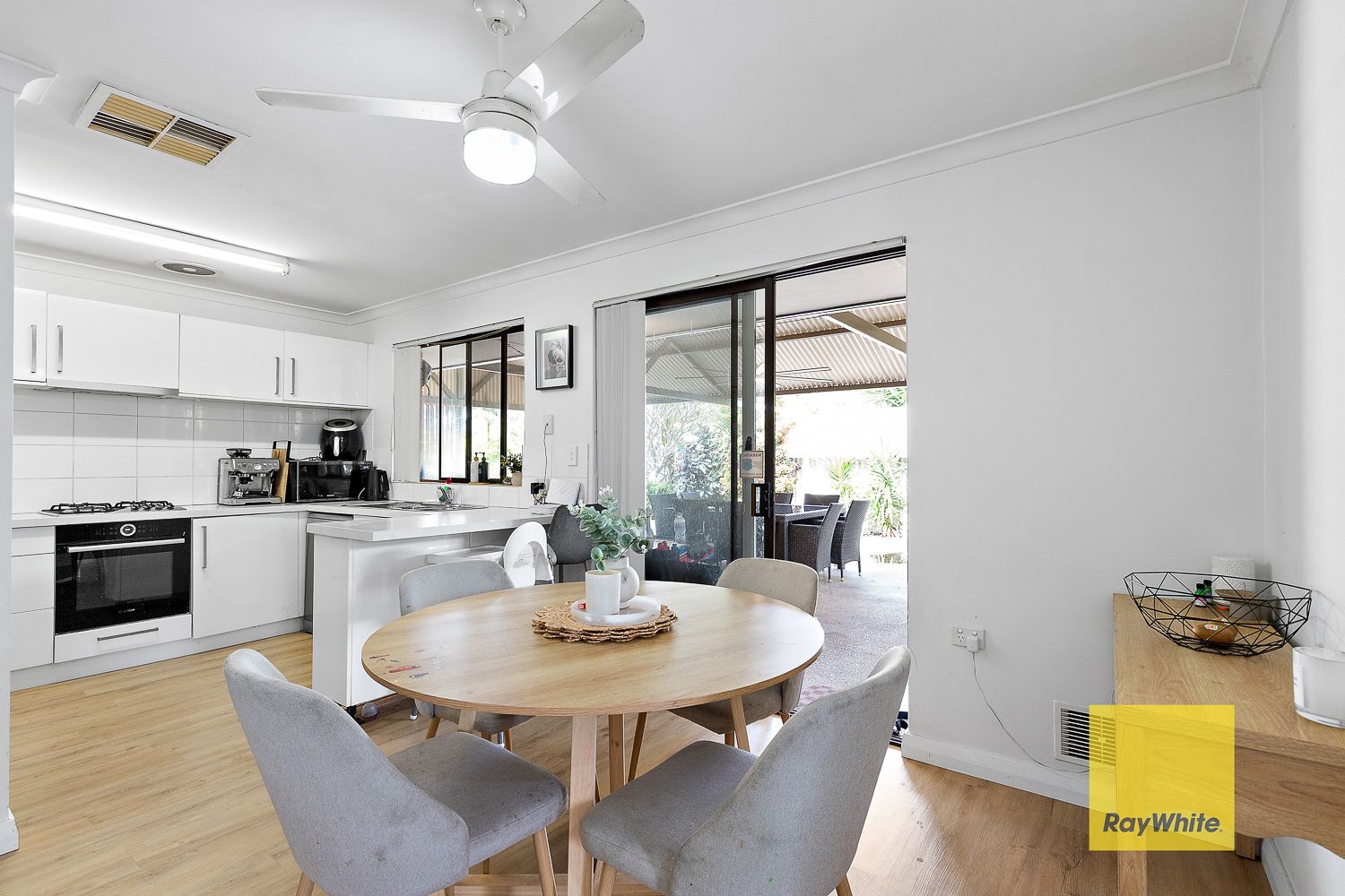 4 Bligh Place — photo 7 of 17