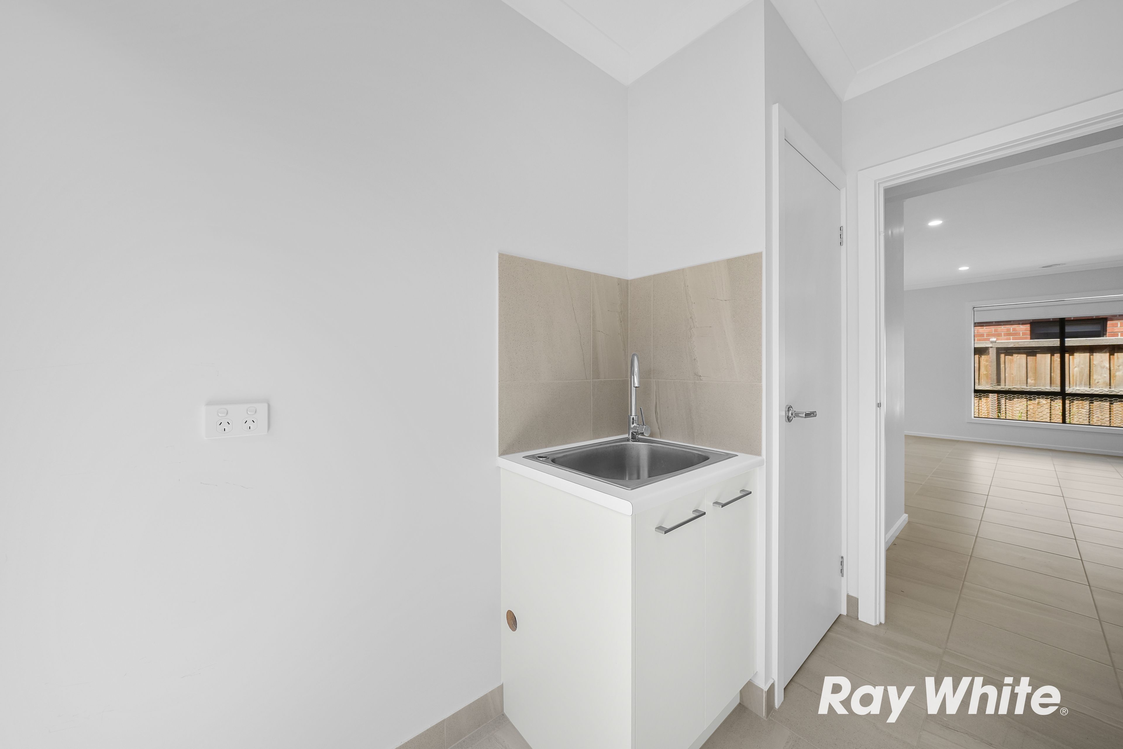 53 Langford Road — photo 15 of 16