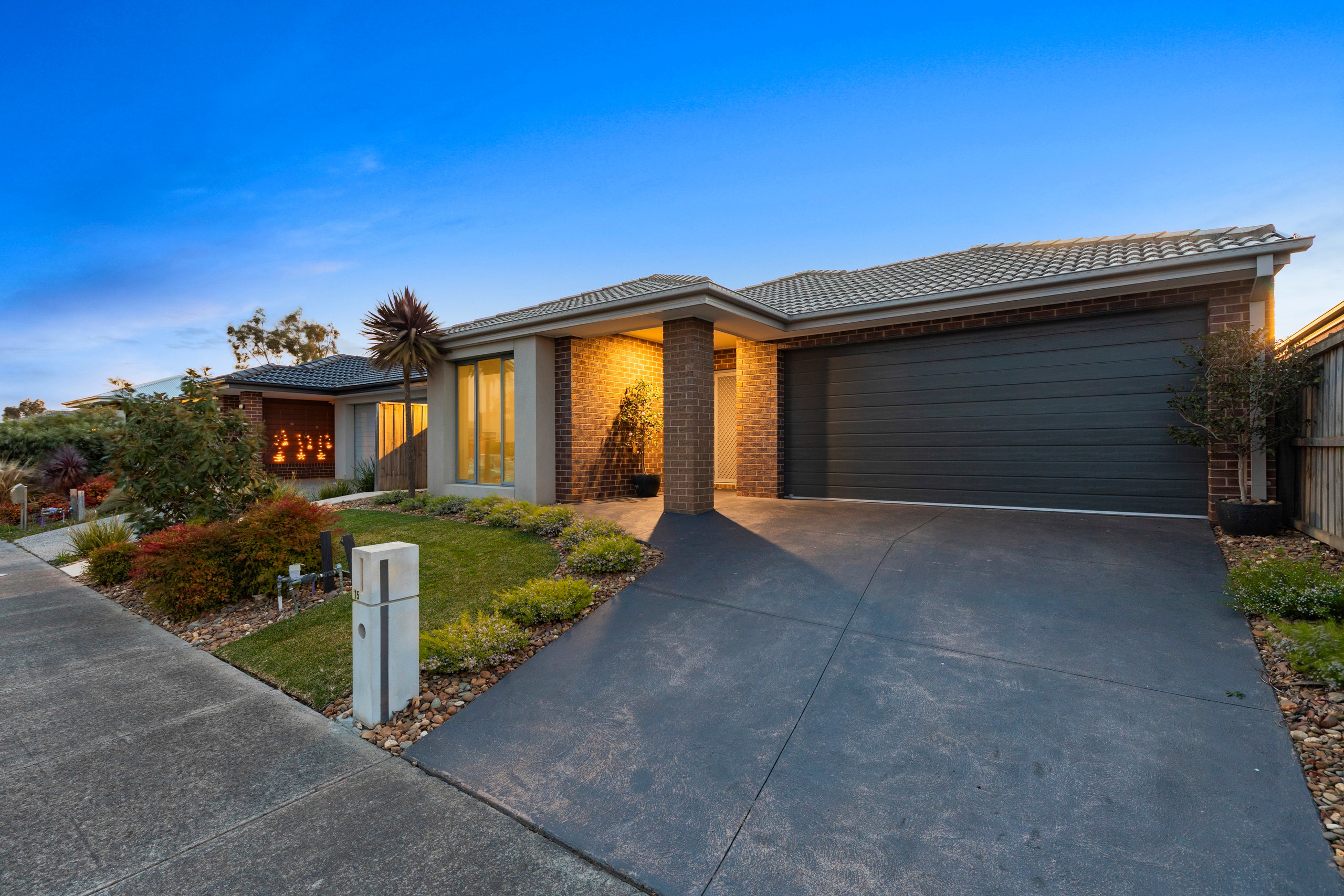 15 Simon Avenue, Officer, VIC 3809