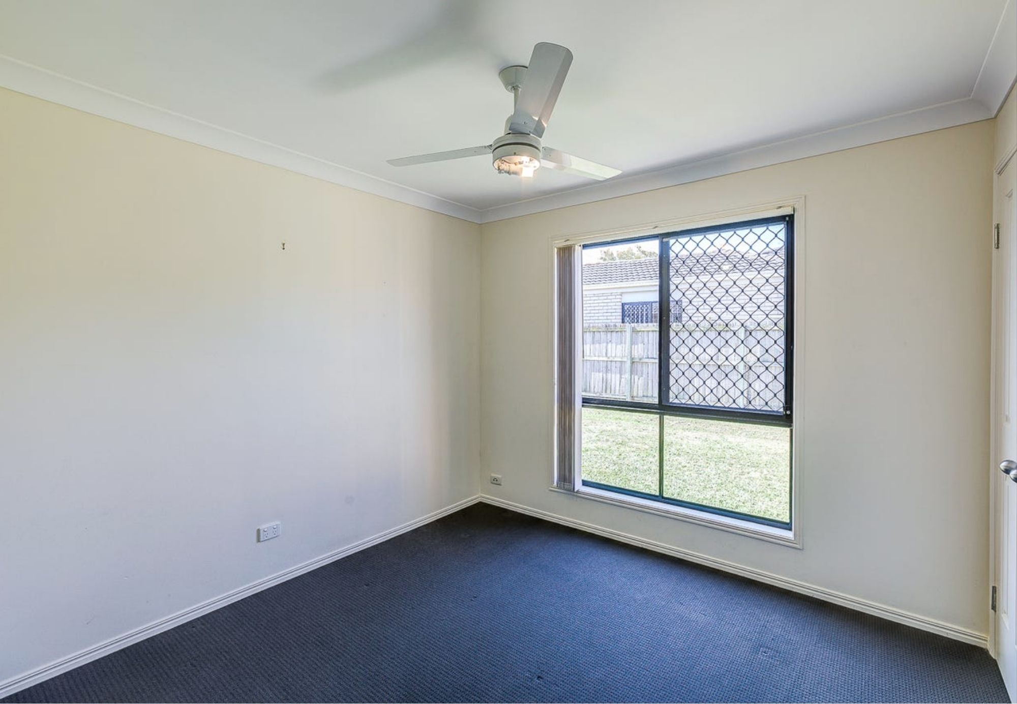 34 Coman Street — photo 10 of 13