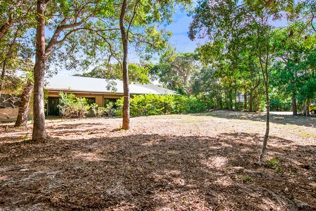 20 Naiad Court, Rainbow Beach QLD 4581