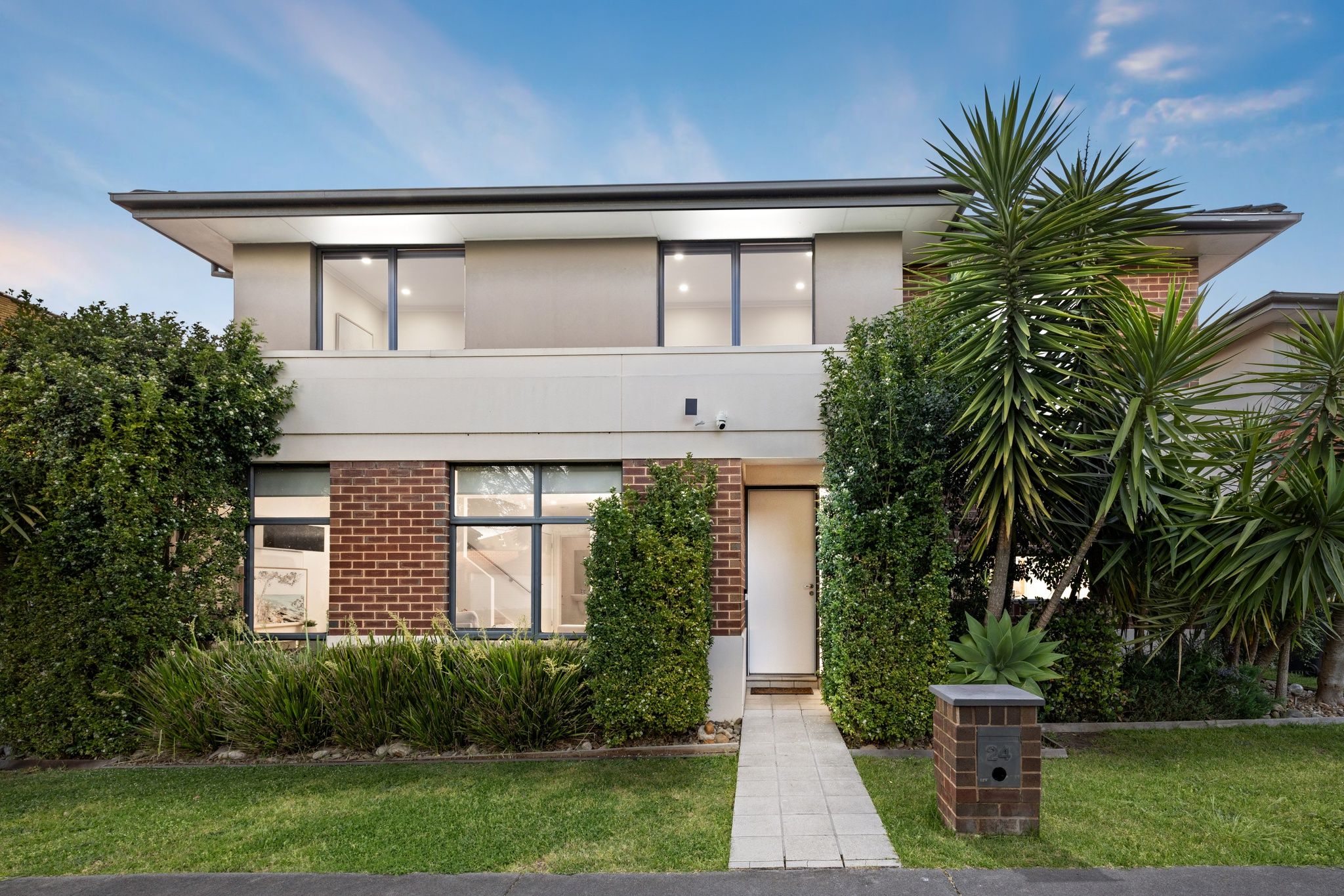 24 Stadium Circuit — photo from Ray White Judd White Group - Glen Waverley
