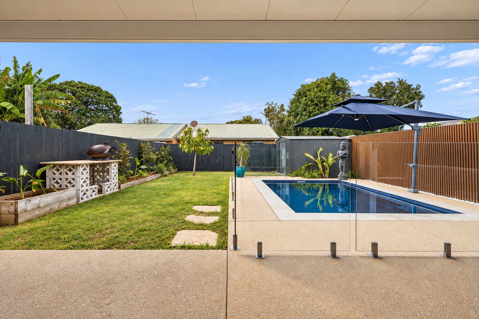 33A Osbourne Street — photo 11 of 19