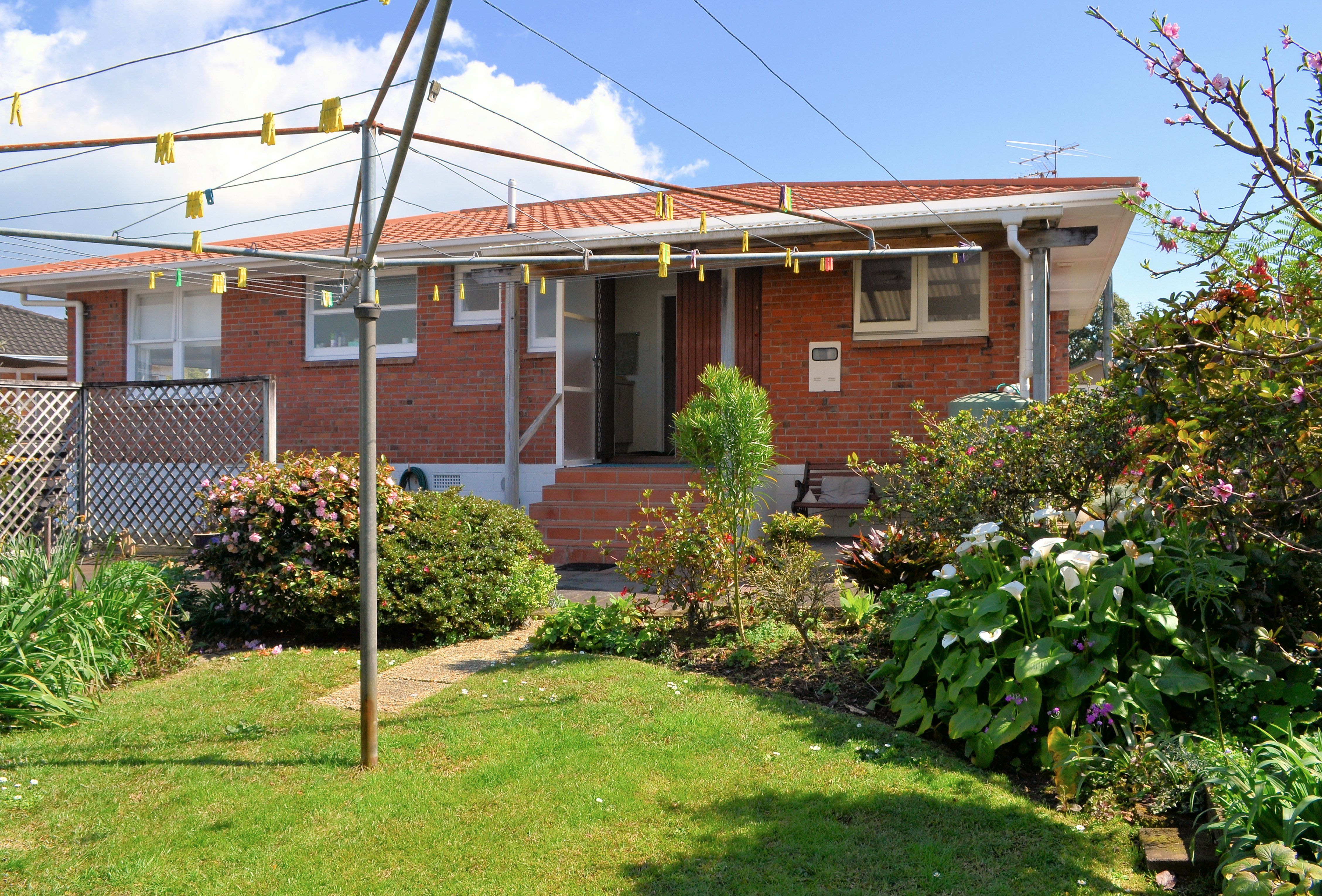 81 Hutchinsons Road, Bucklands Beach, Manukau City
