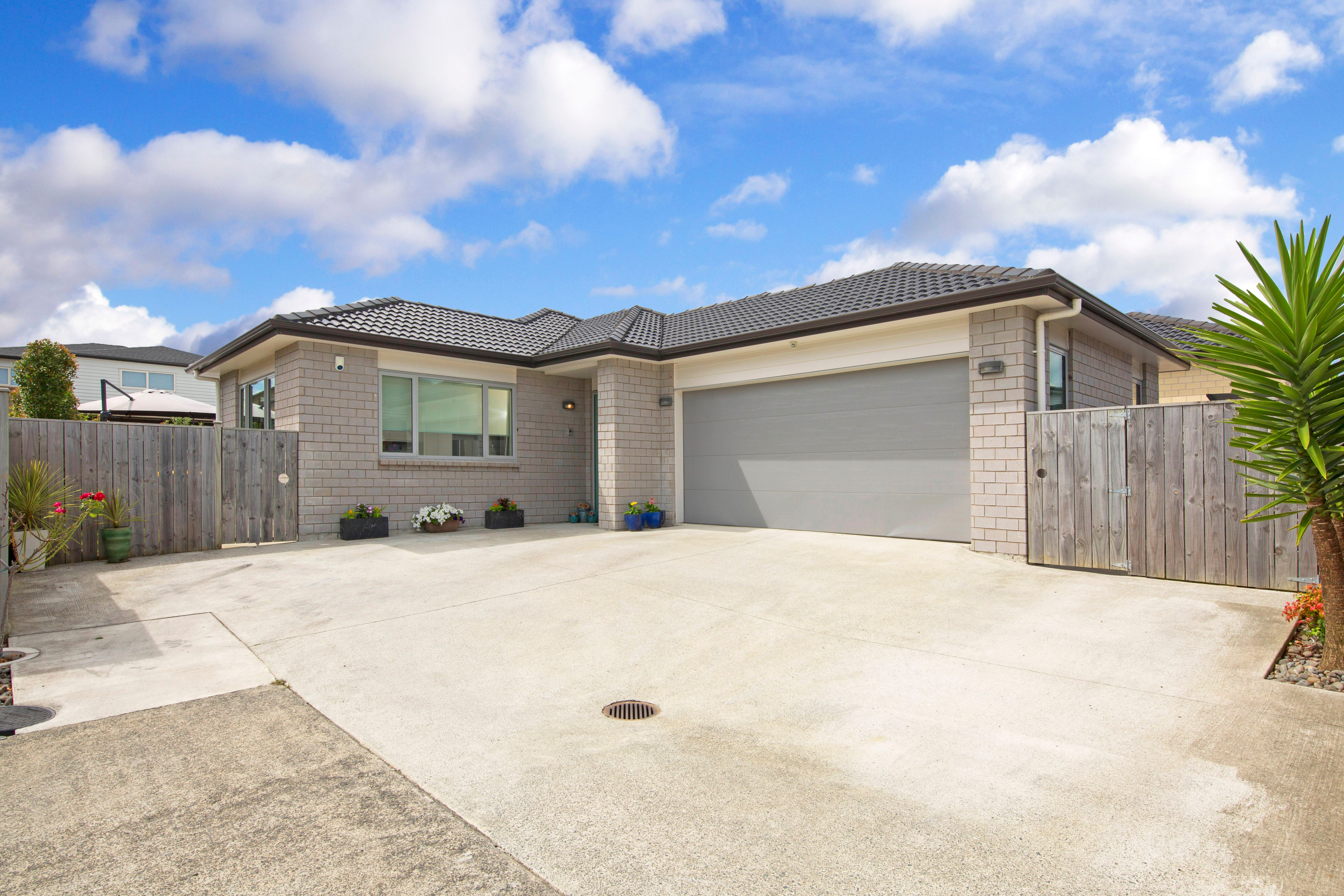 10 Springside Drive, Flat Bush, Manukau City