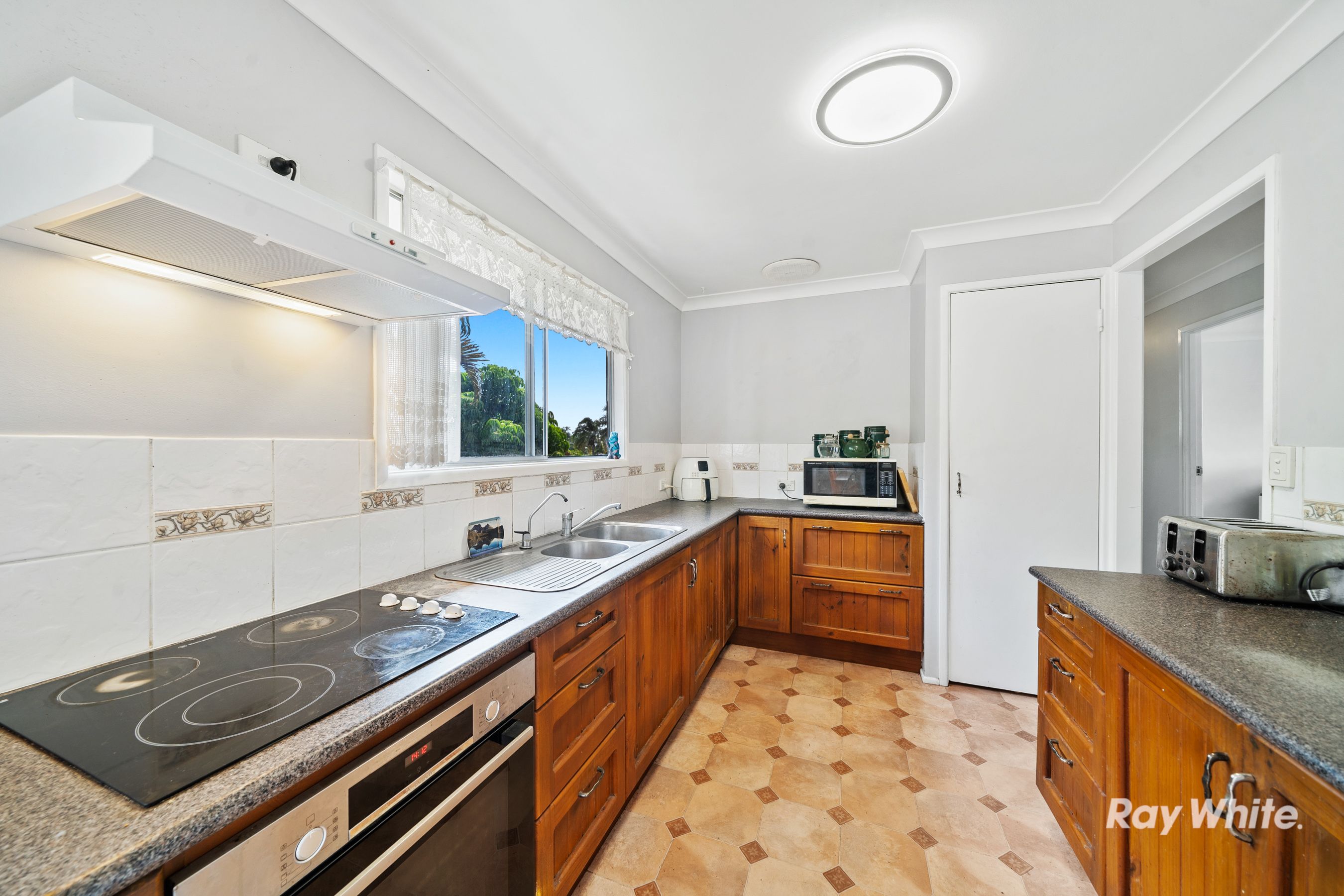 24 Paperbark Street, Crestmead, QLD 4132